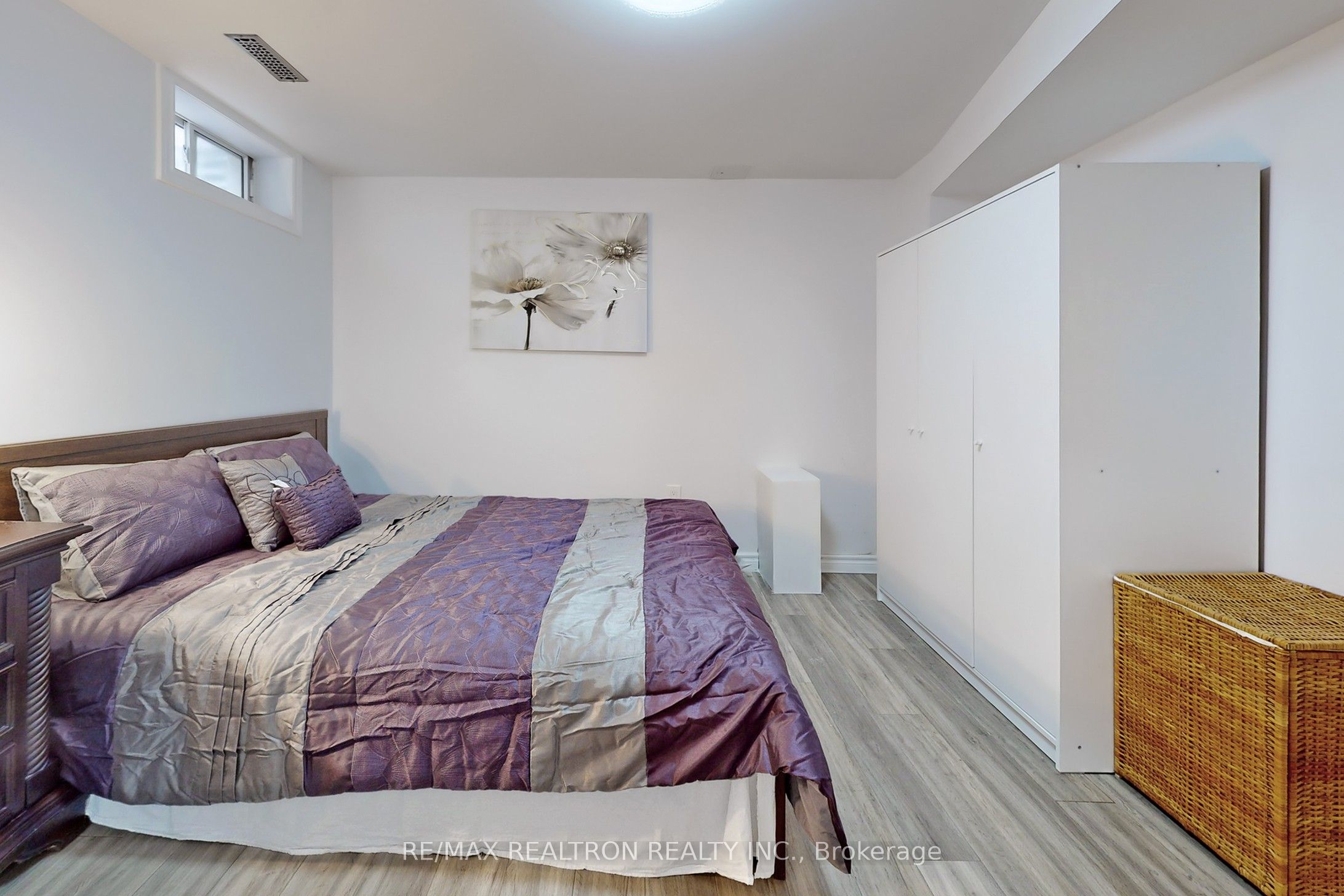 32 Subrisco Avenue Bsmt Property Photo 8