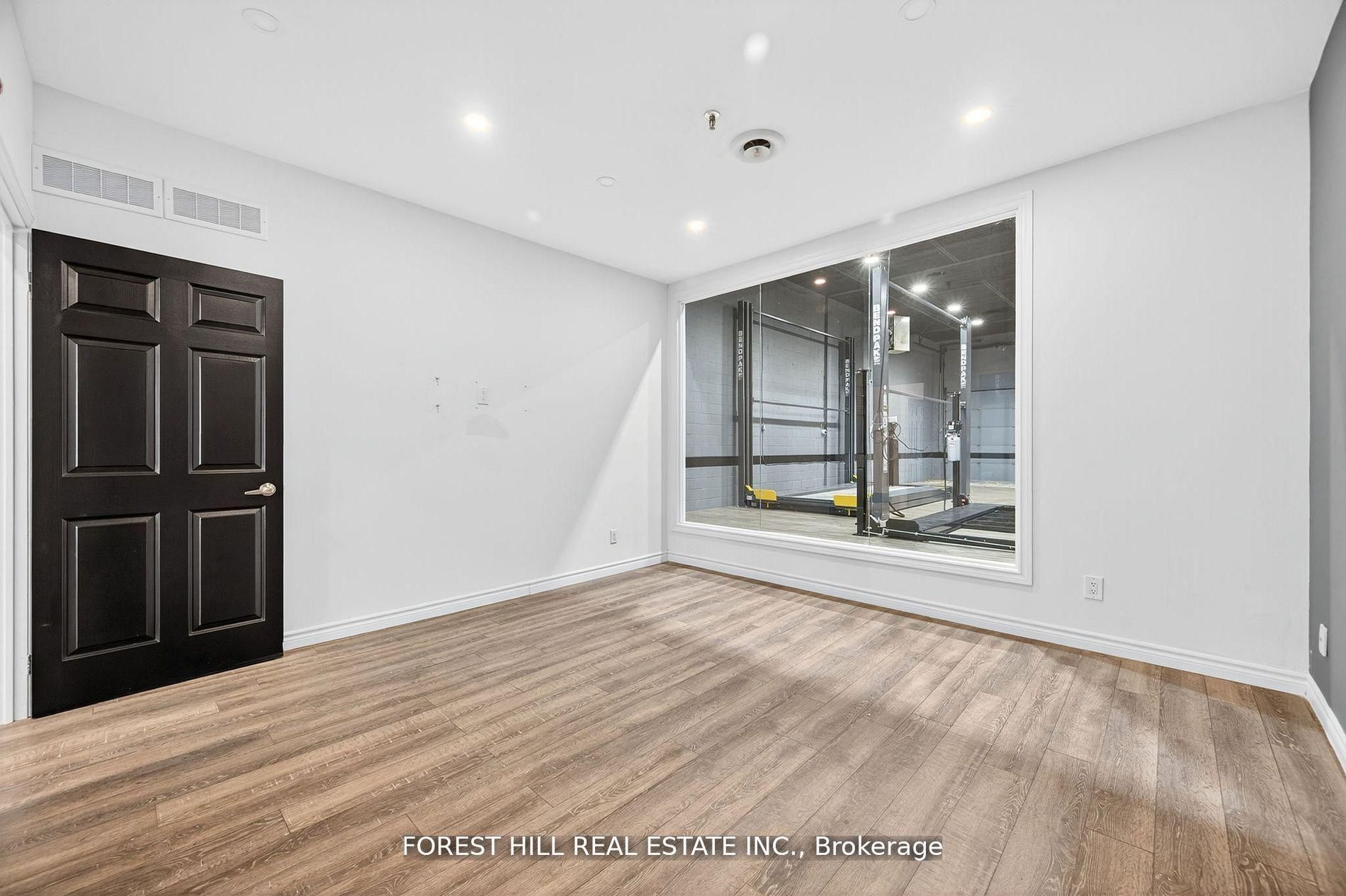 241 Edgeley Boulevard 11 Property Photo 12