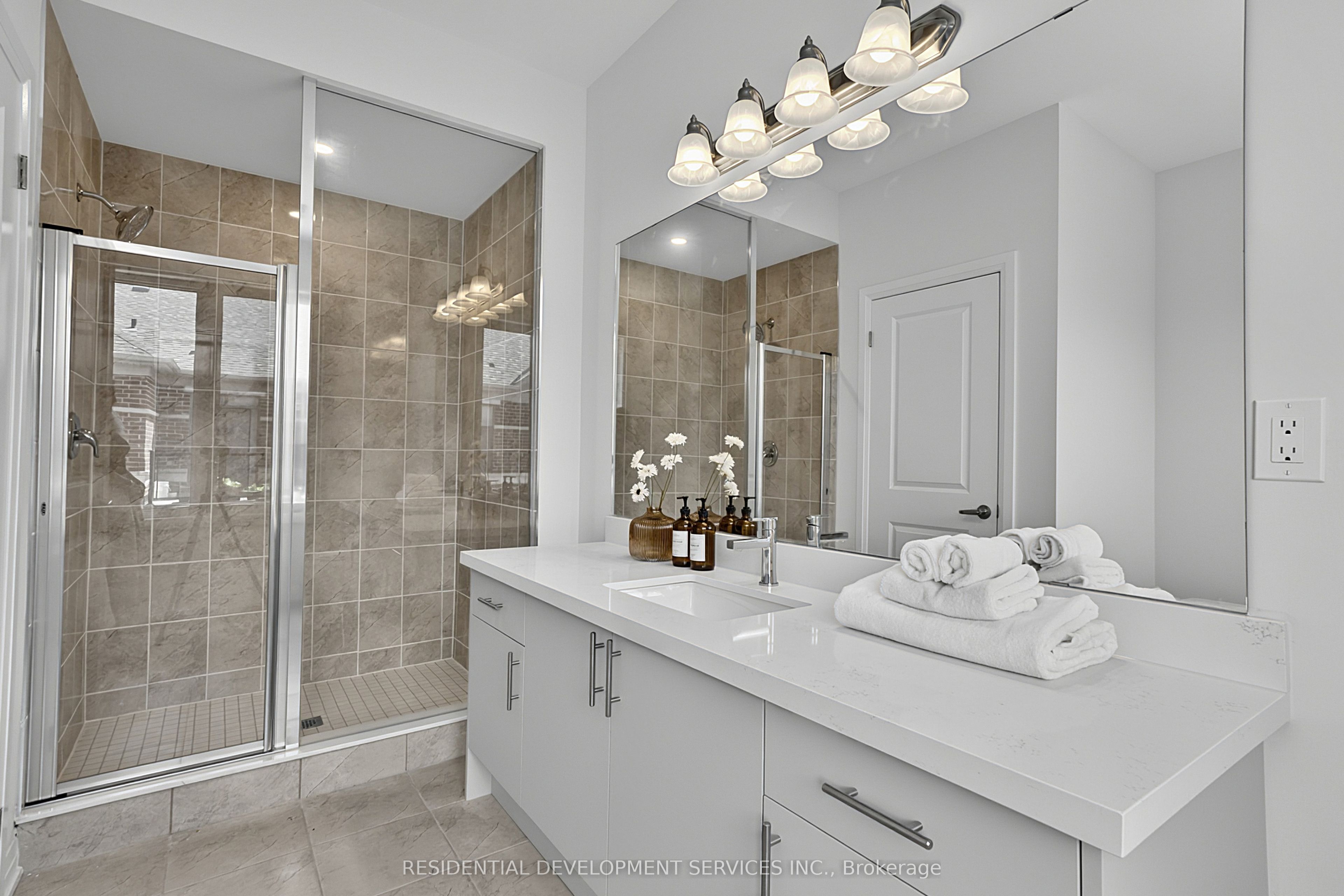 12 Tay Lane Property Photo 25