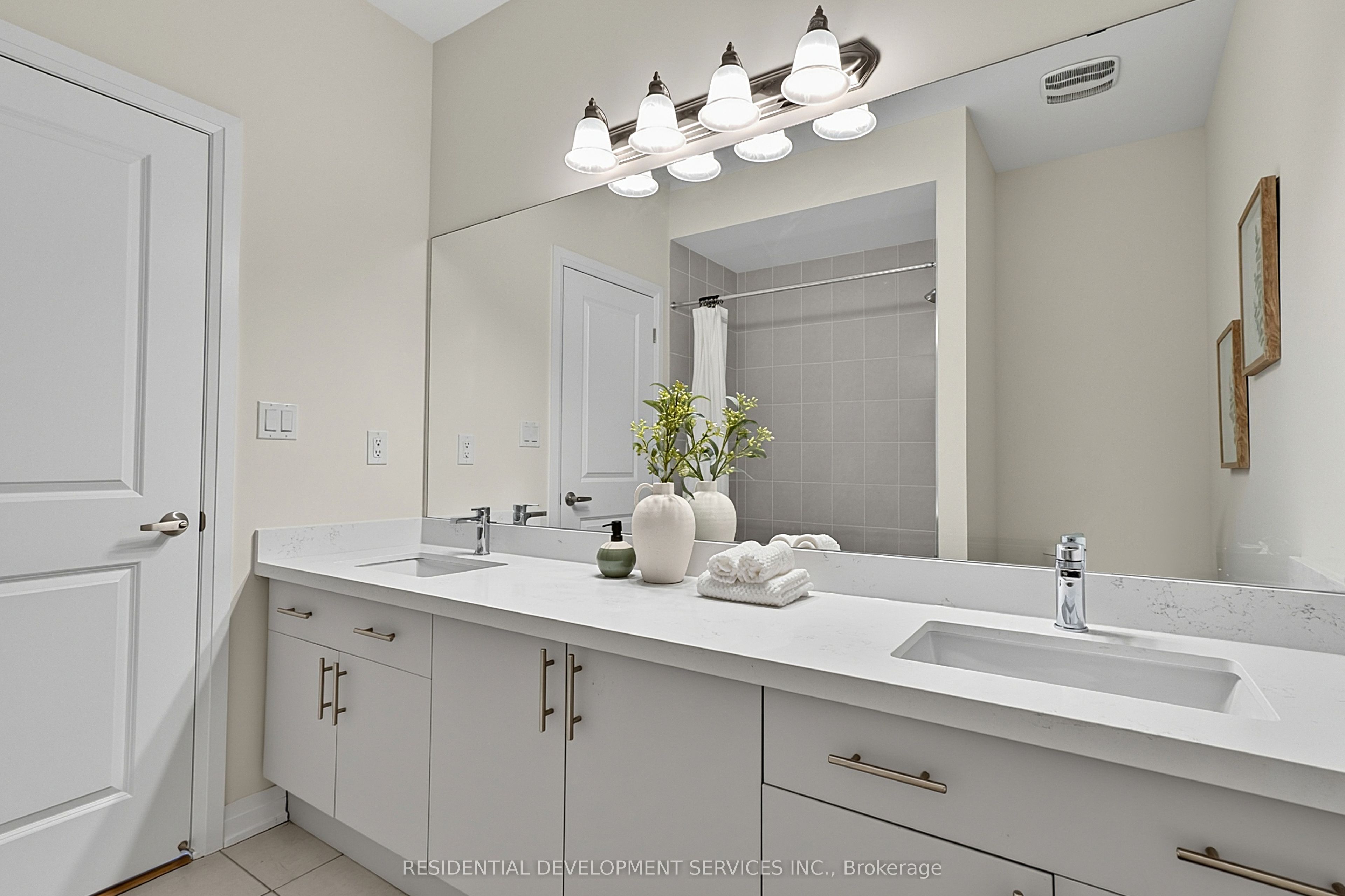 12 Tay Lane Property Photo 32