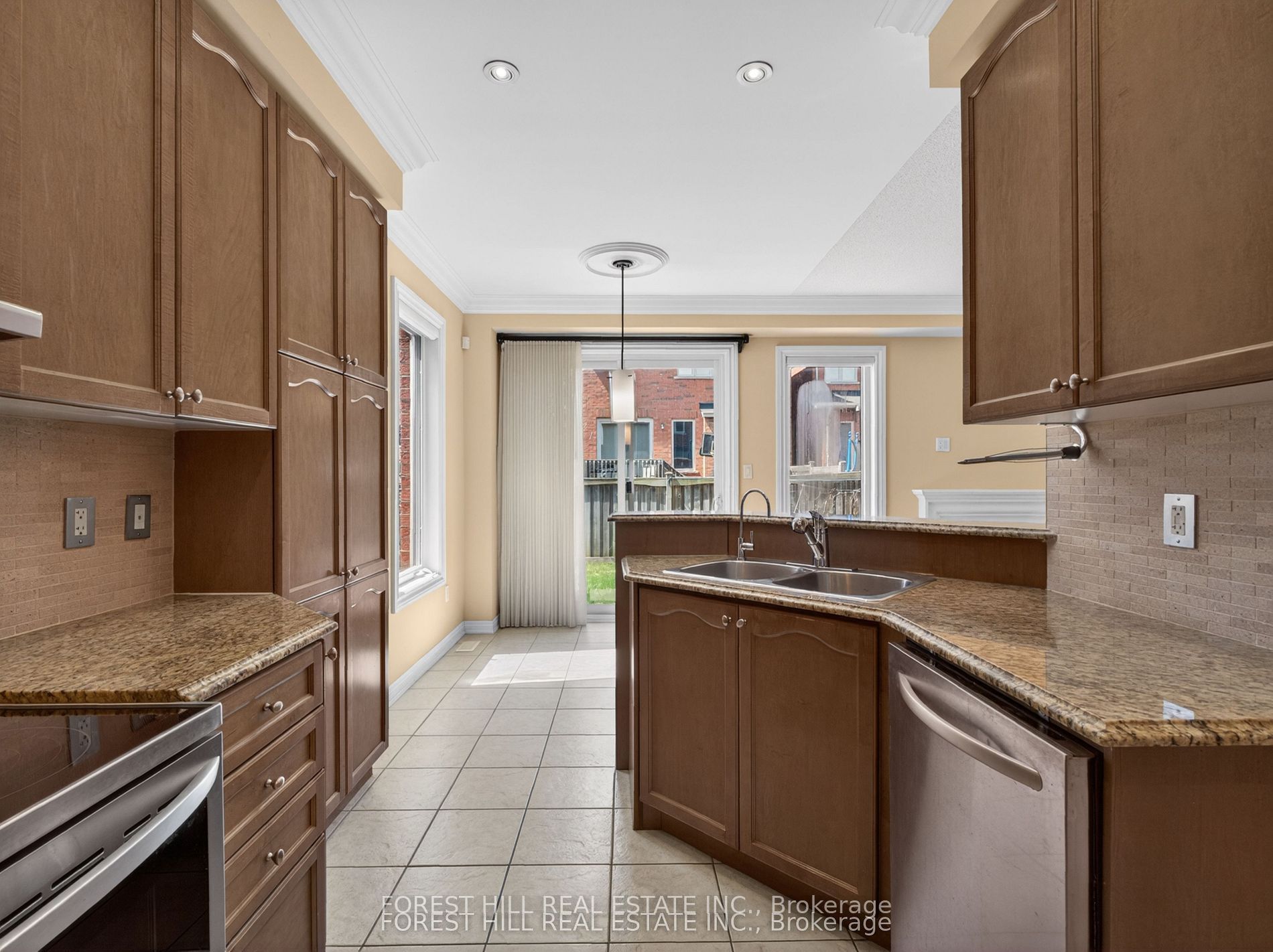 12 Stookes Crescent Property Photo 17