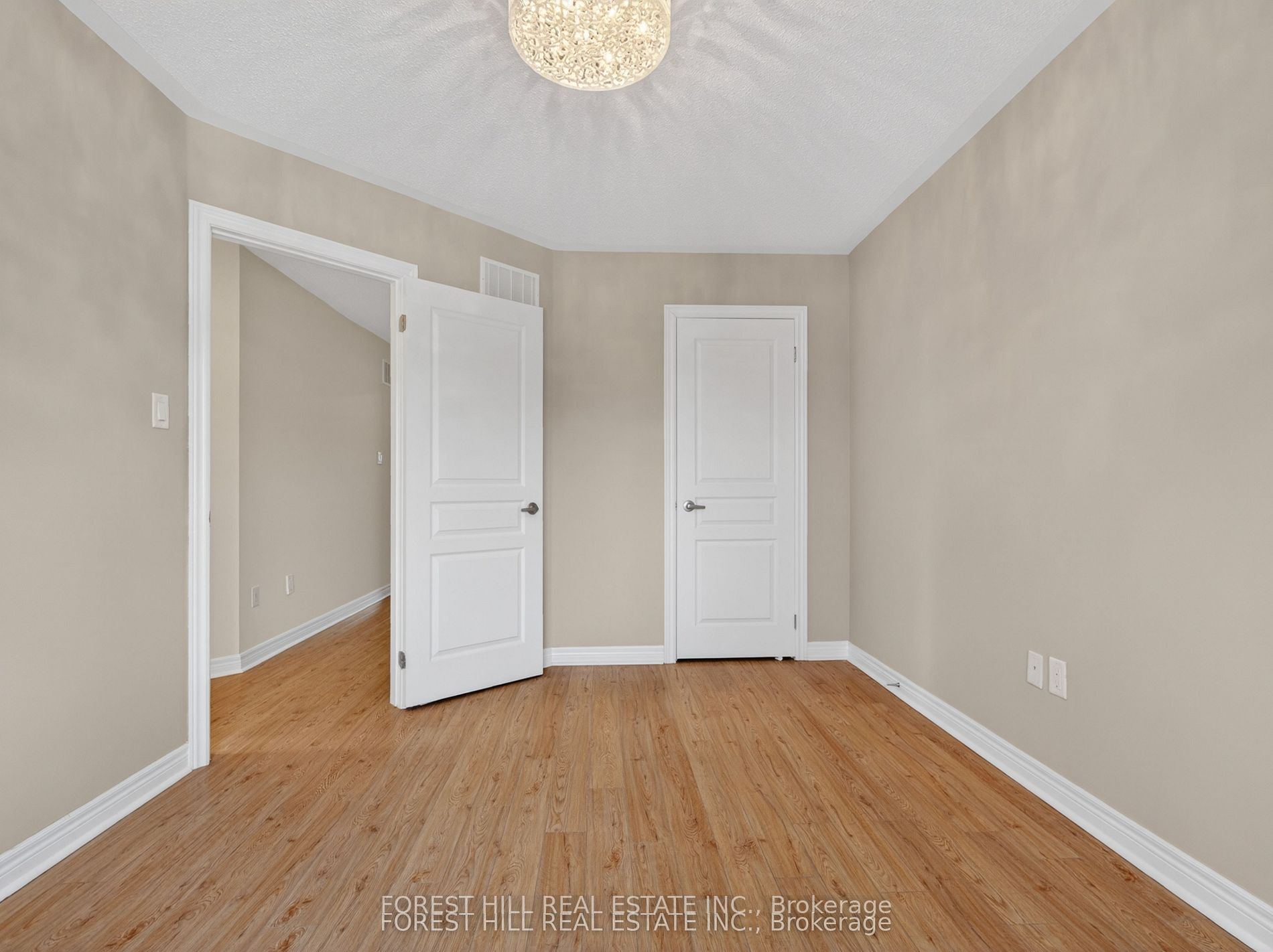 12 Stookes Crescent Property Photo 29