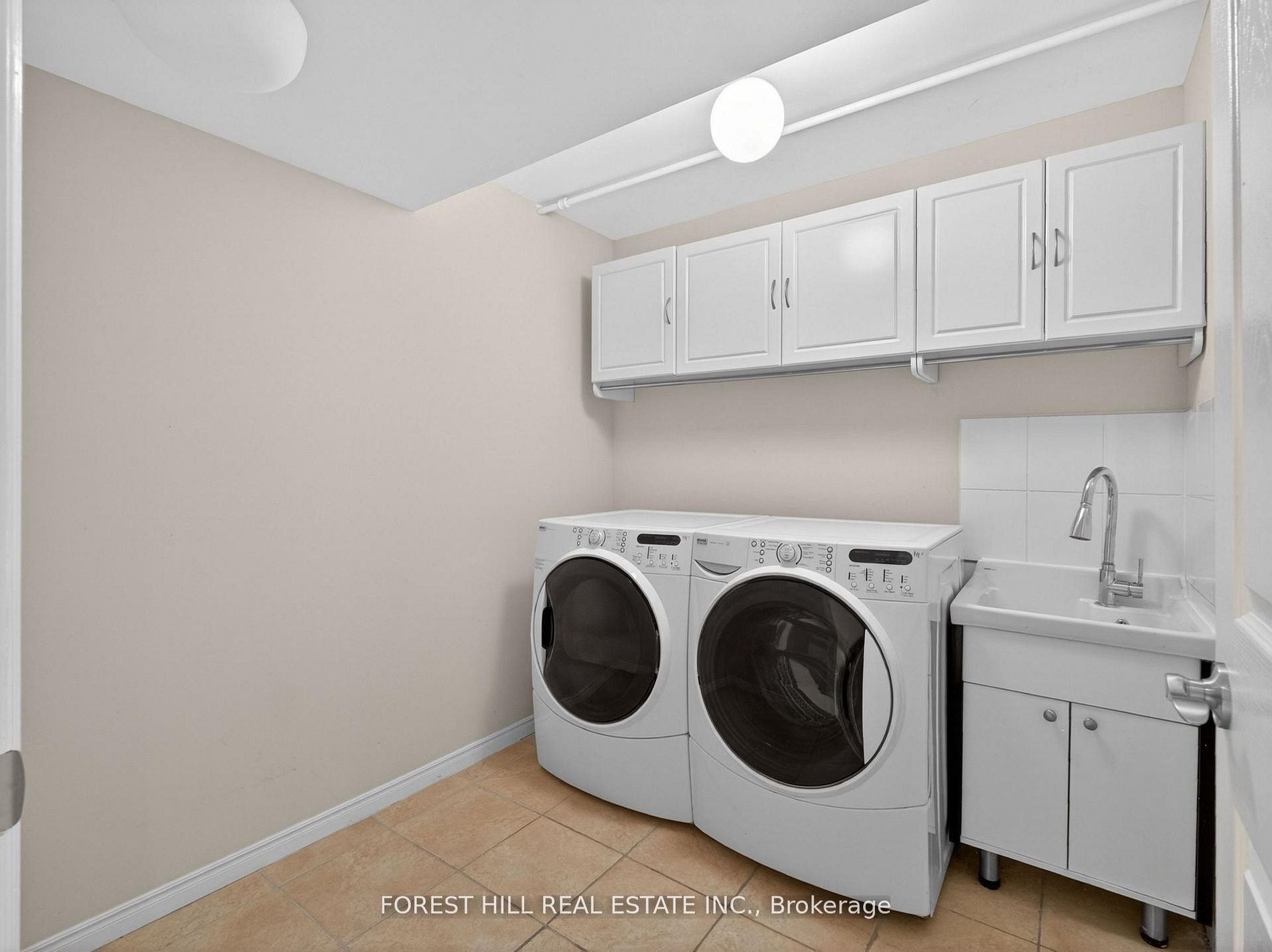 12 Stookes Crescent Property Photo 37