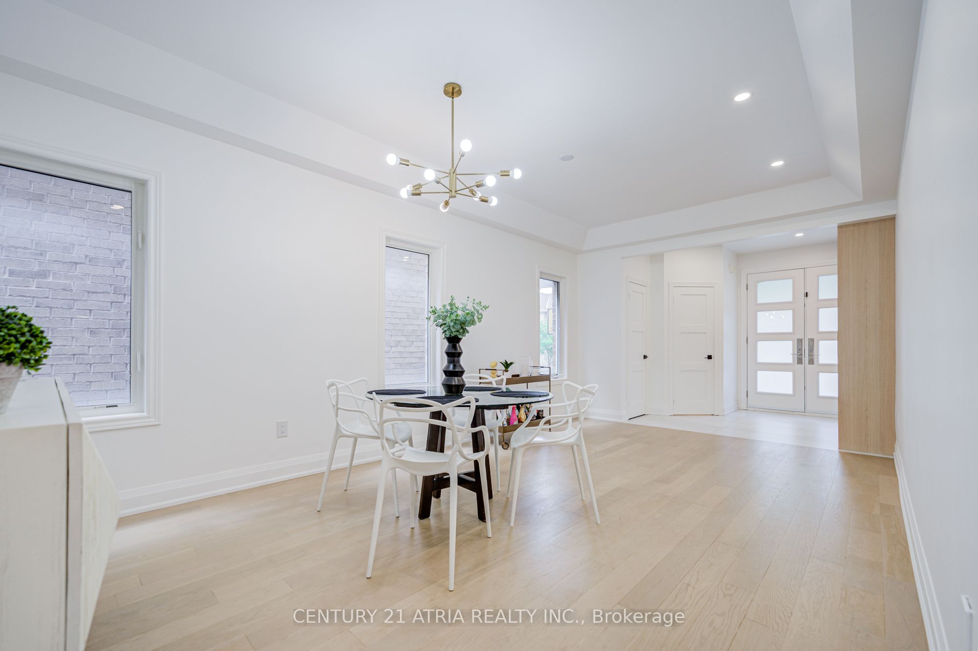15 Asner Avenue Property Photo 8