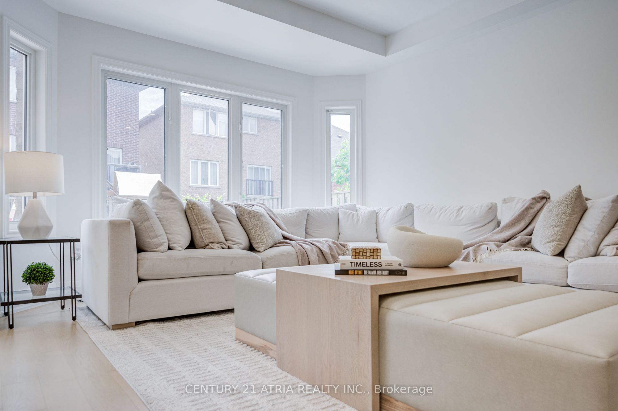 15 Asner Avenue Property Photo 11