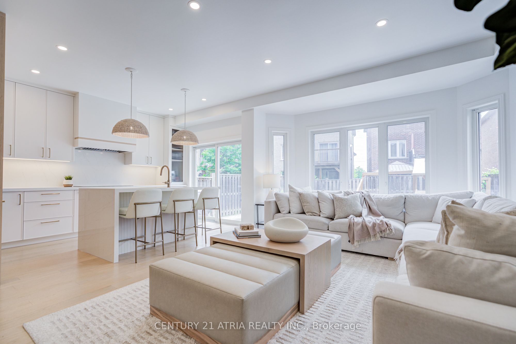 15 Asner Avenue Property Photo 12