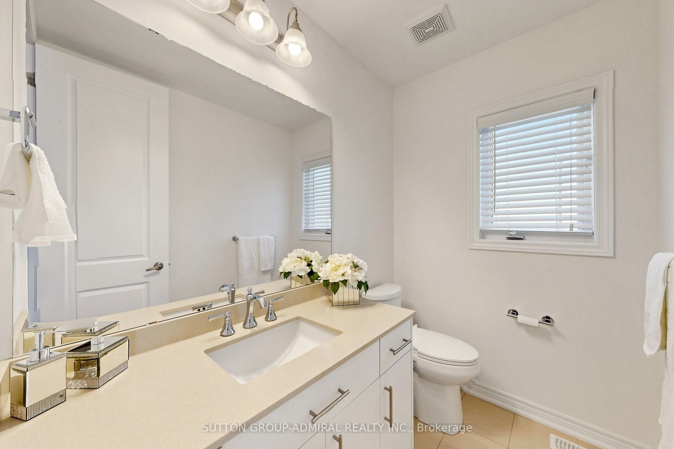 545 Clifford Perry Place Property Photo 17