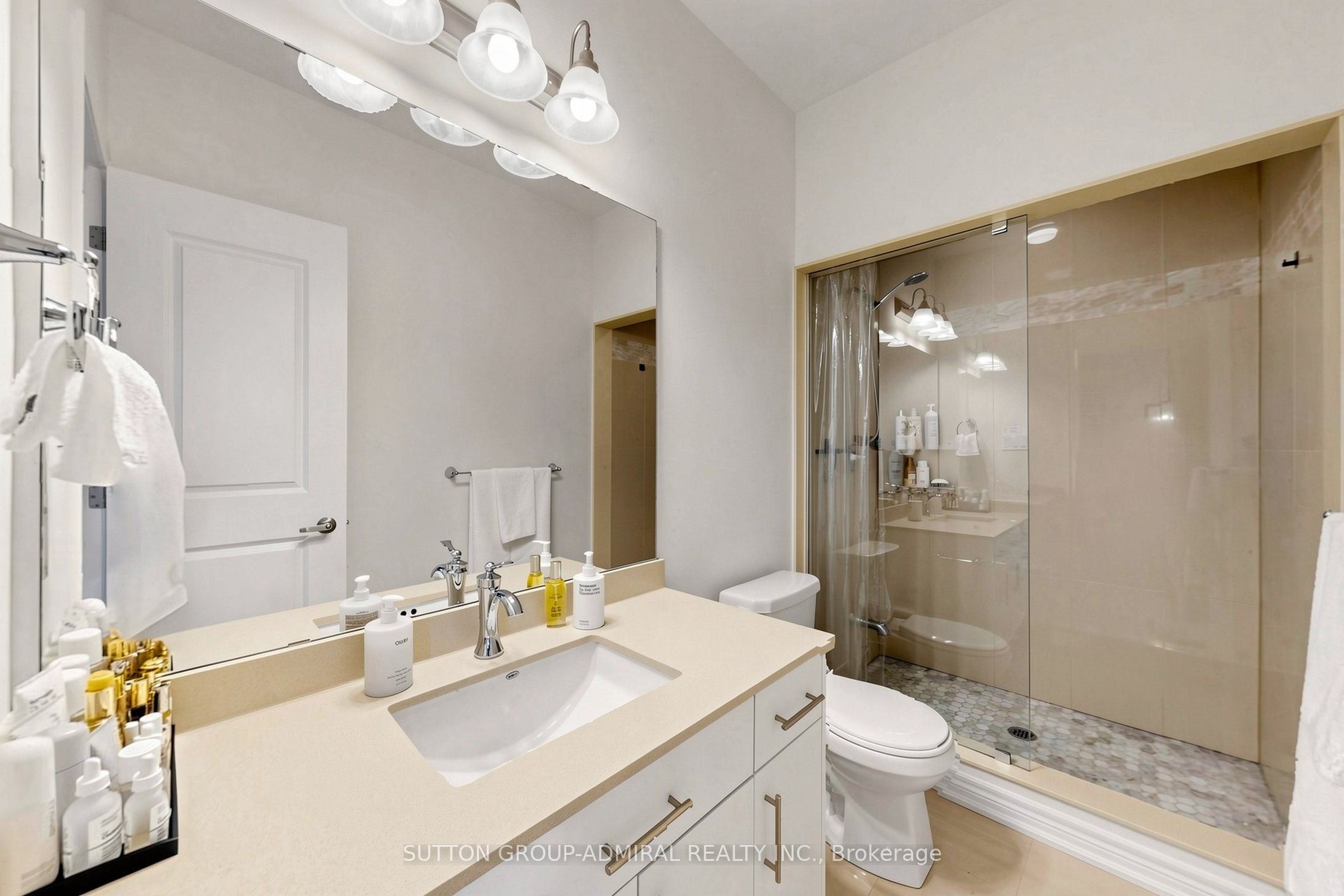 545 Clifford Perry Place Property Photo 31