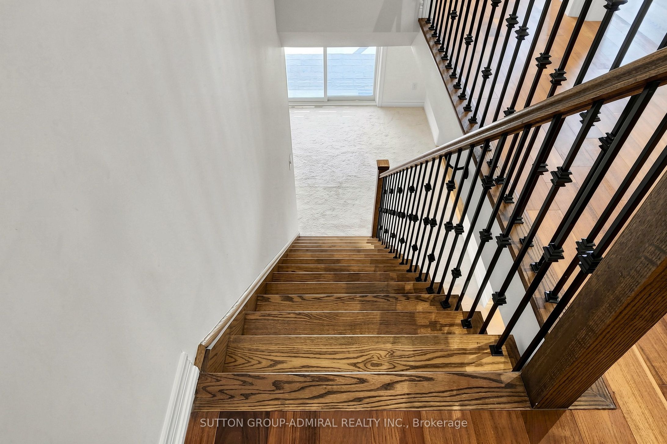 545 Clifford Perry Place Property Photo 33