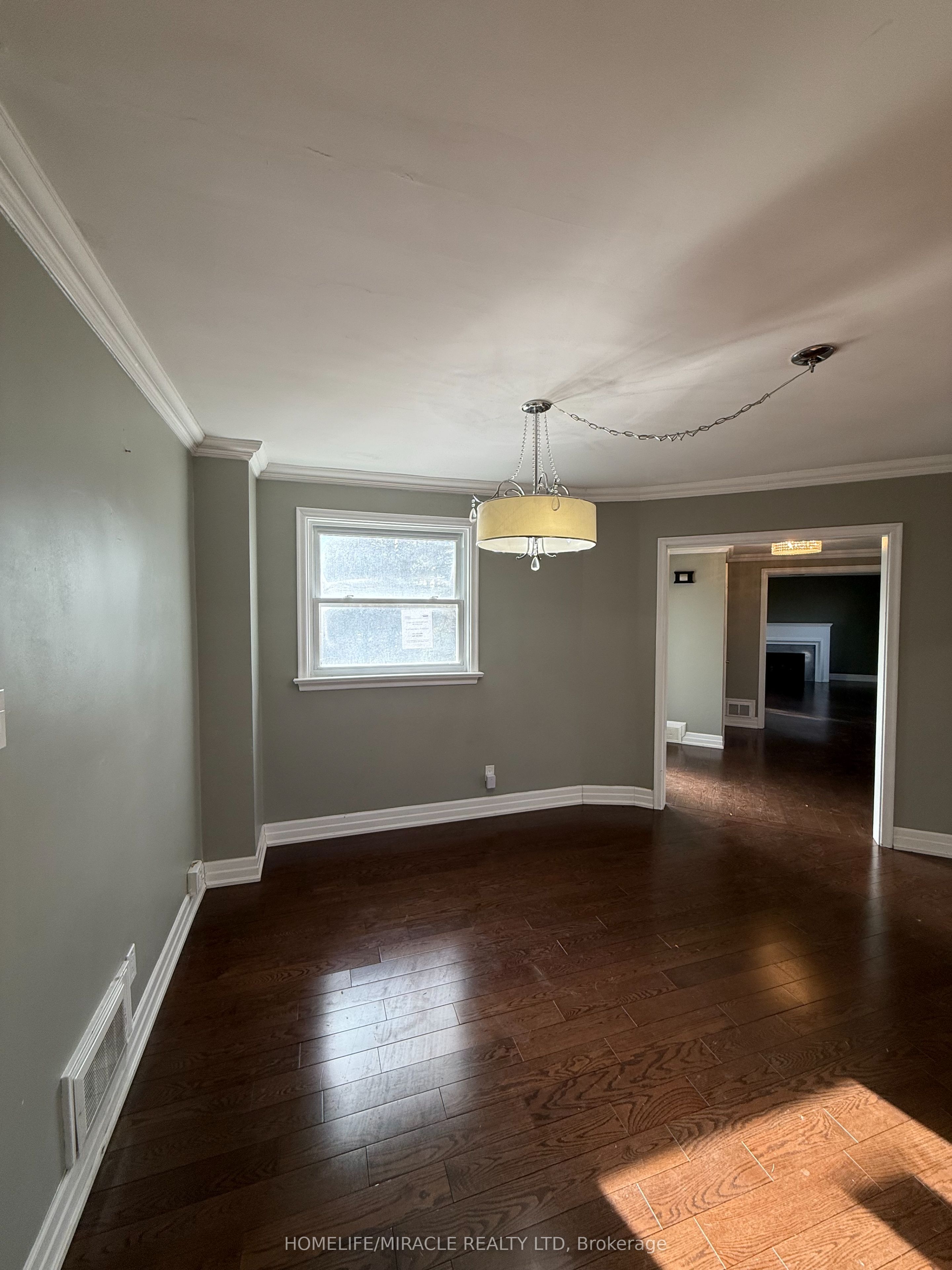 10 Yorkton Boulevard Property Photo 22