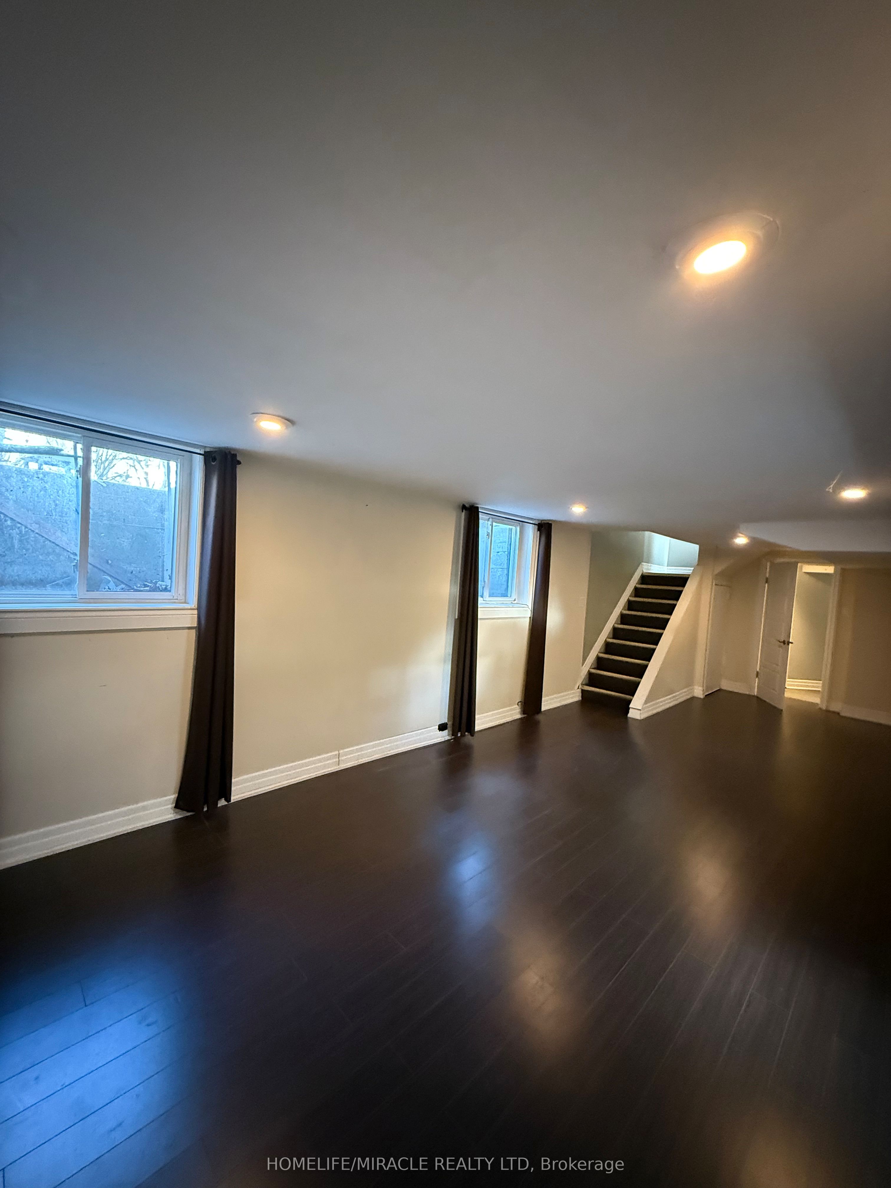 10 Yorkton Boulevard Property Photo 29