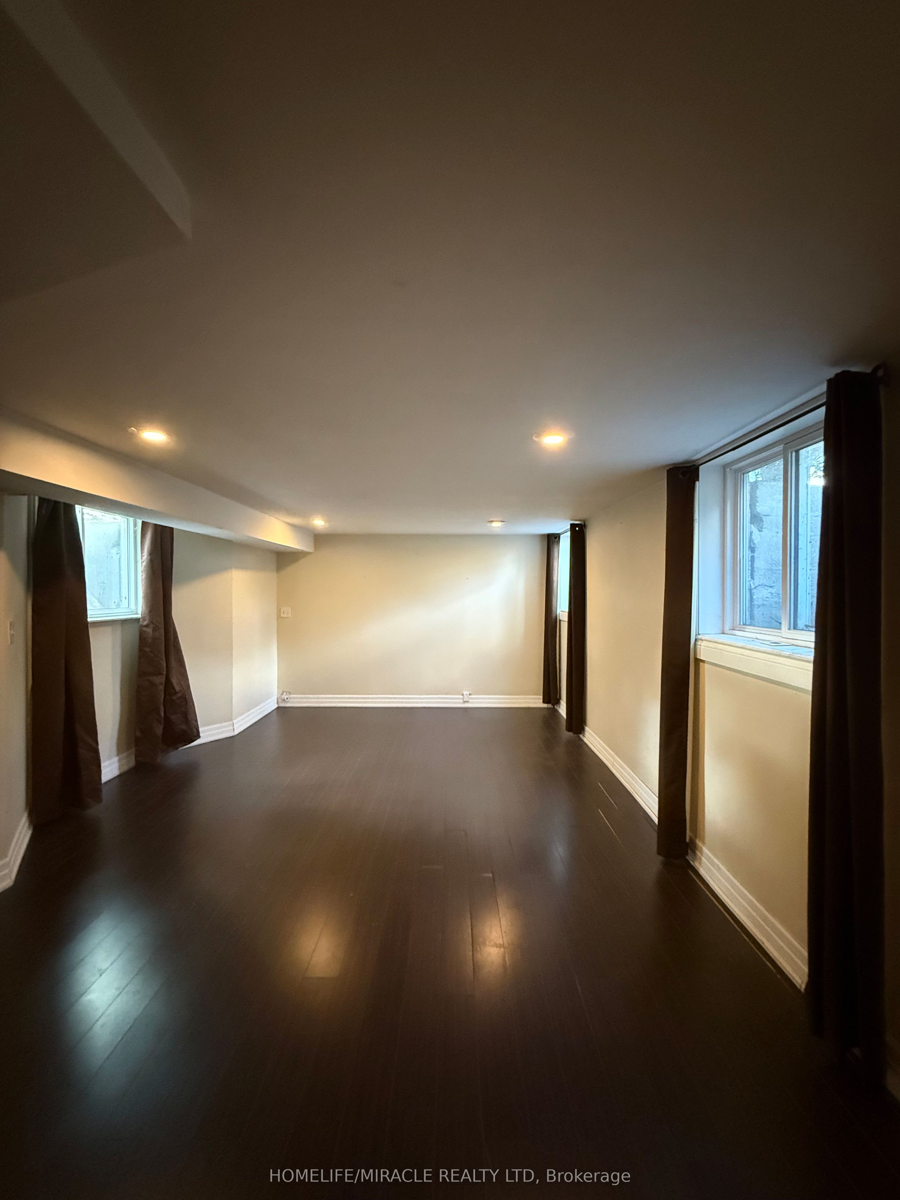 10 Yorkton Boulevard Property Photo 30