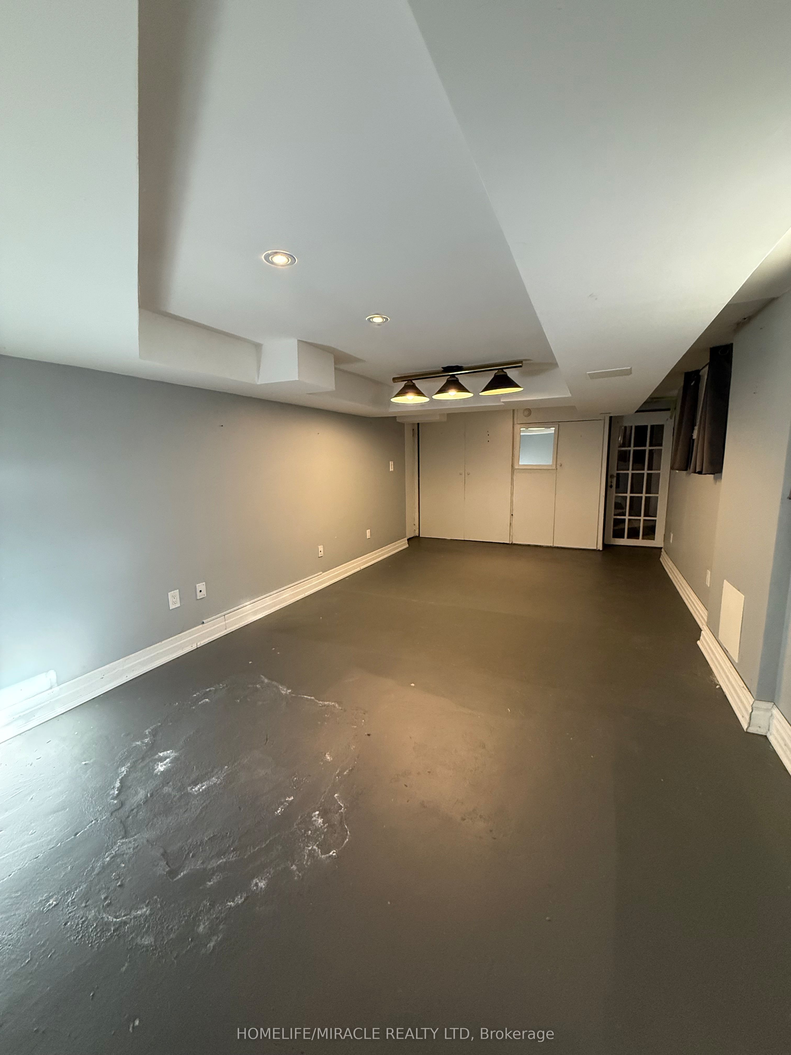 10 Yorkton Boulevard Property Photo 33