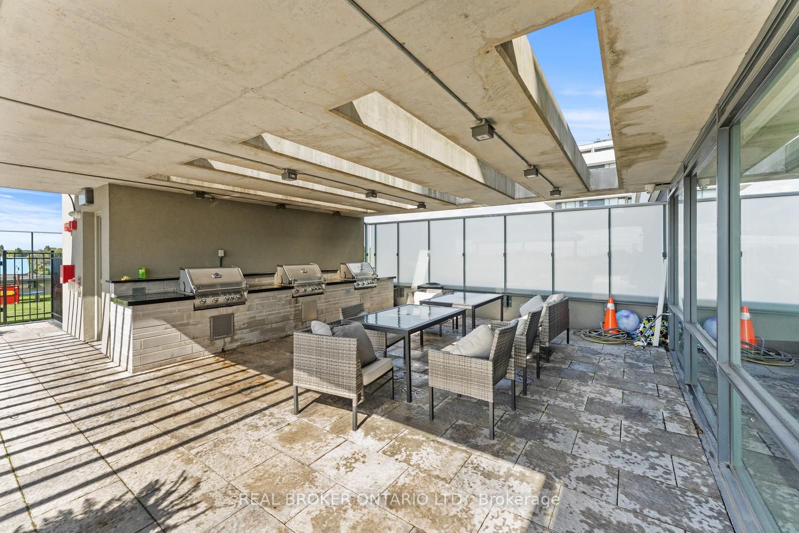4800 Highway 7 805 Property Photo 45