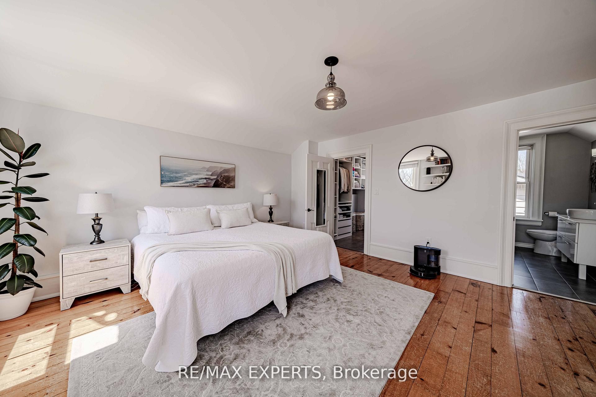 13676 Ninth Line Property Photo 17