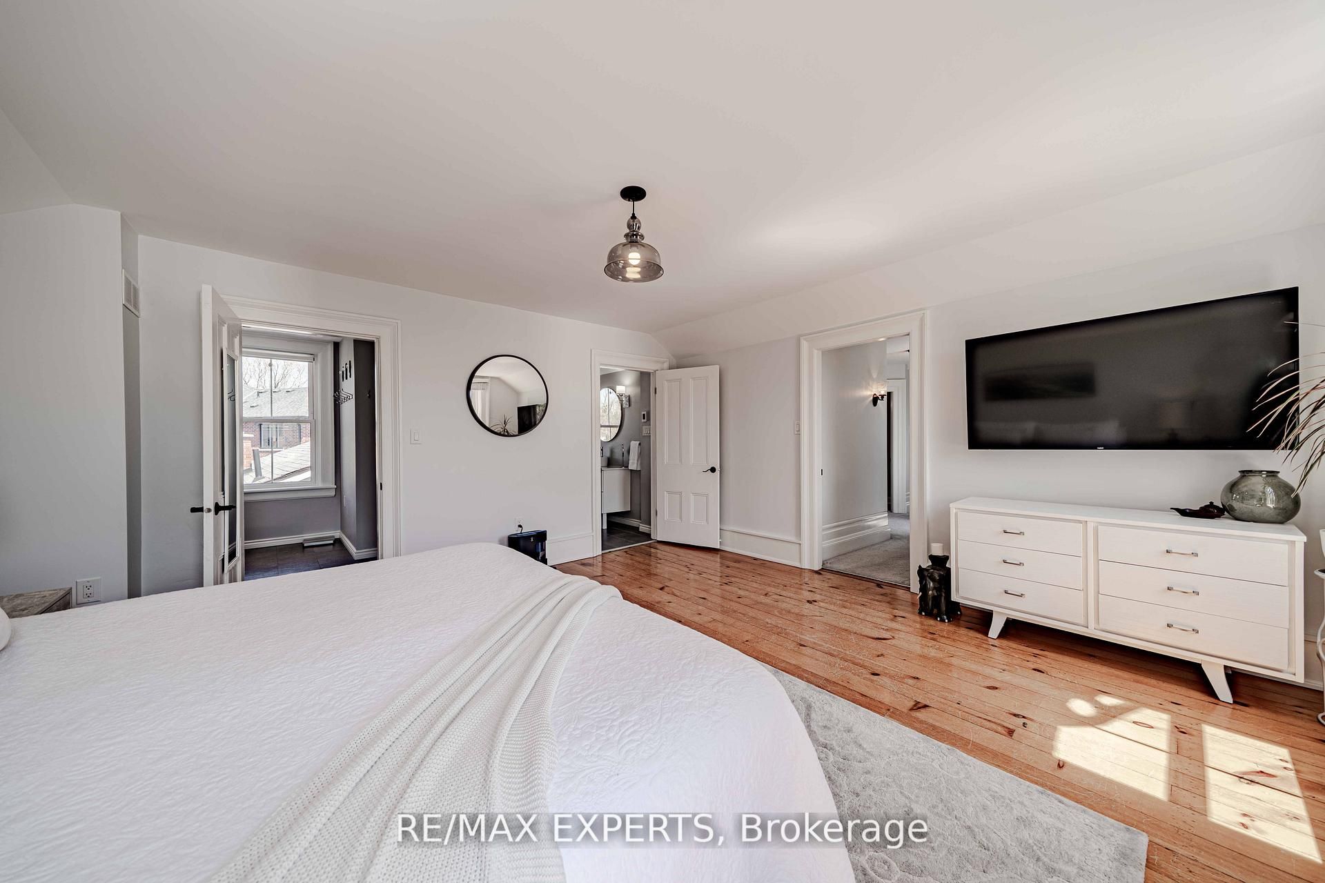 13676 Ninth Line Property Photo 19
