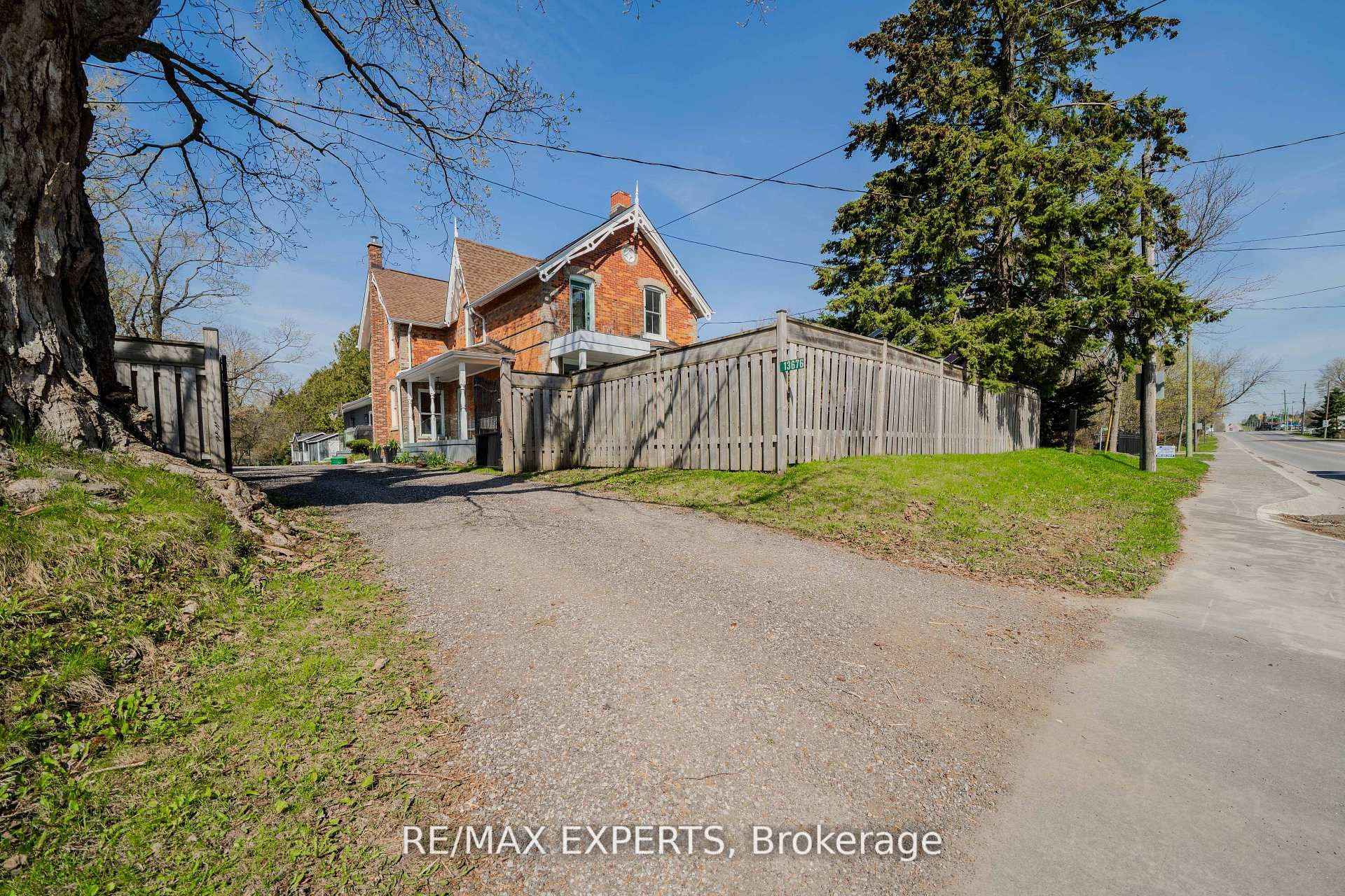 13676 Ninth Line Property Photo 42