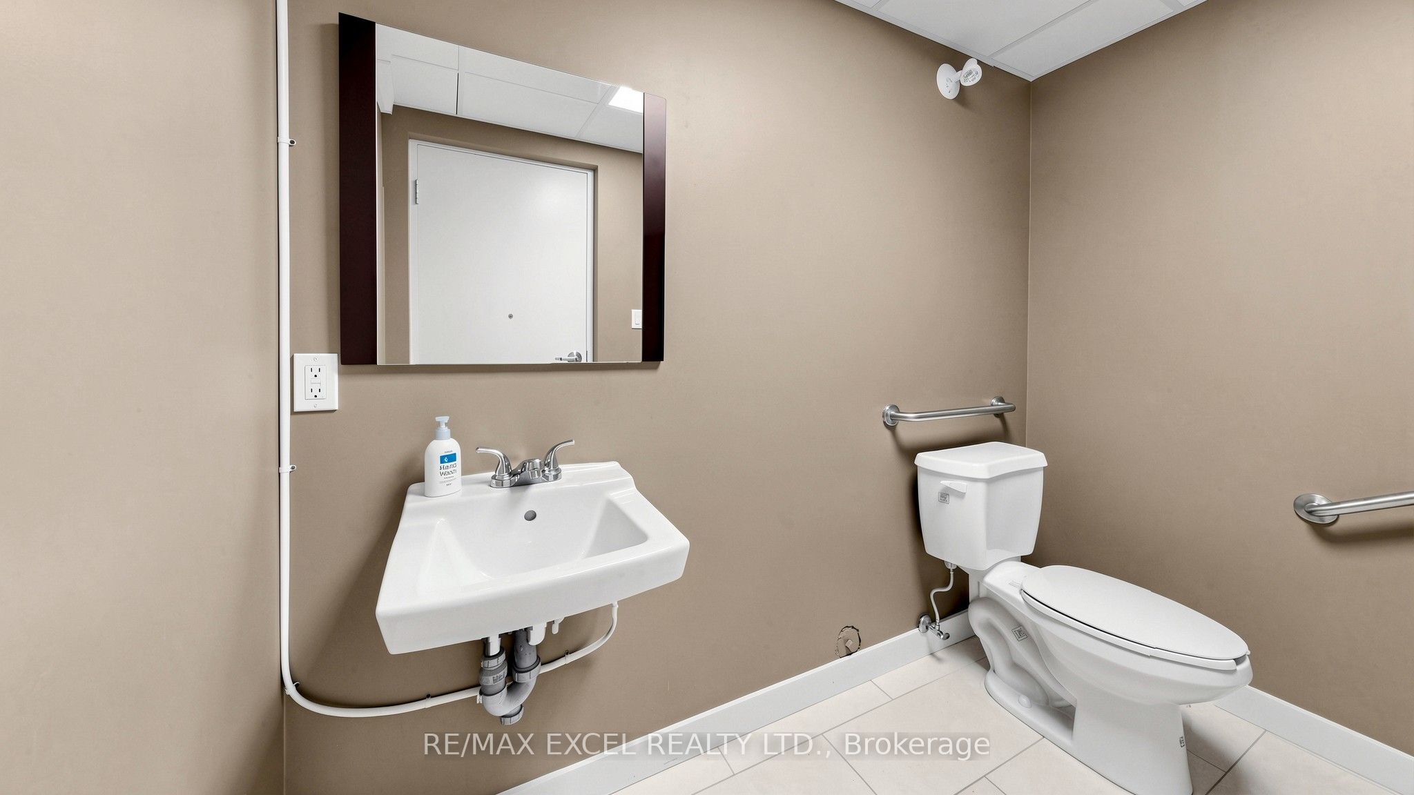 158 Don Hillock Drive 15 Property Photo 15