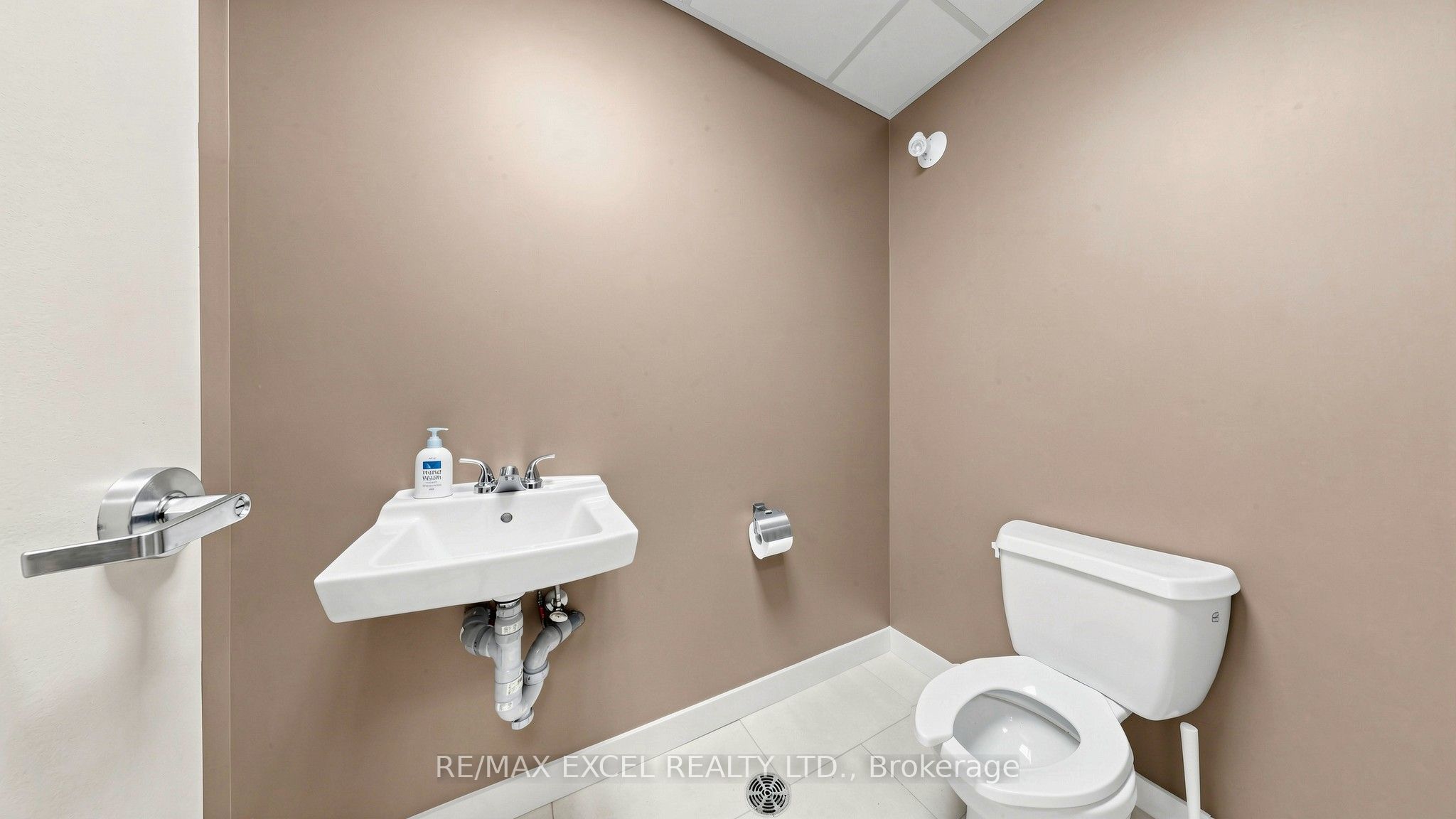 158 Don Hillock Drive 15 Property Photo 28