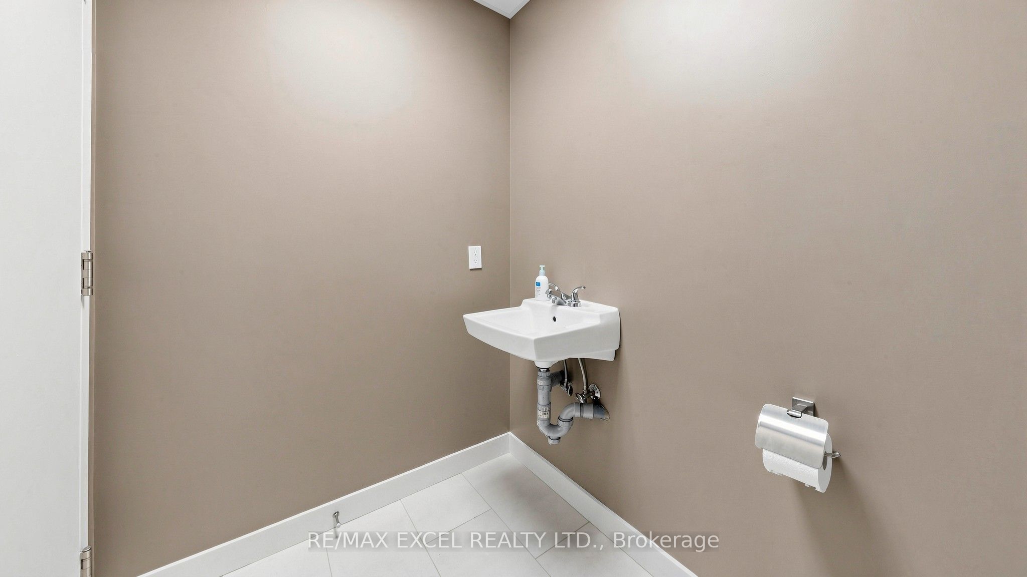 158 Don Hillock Drive 15 Property Photo 29