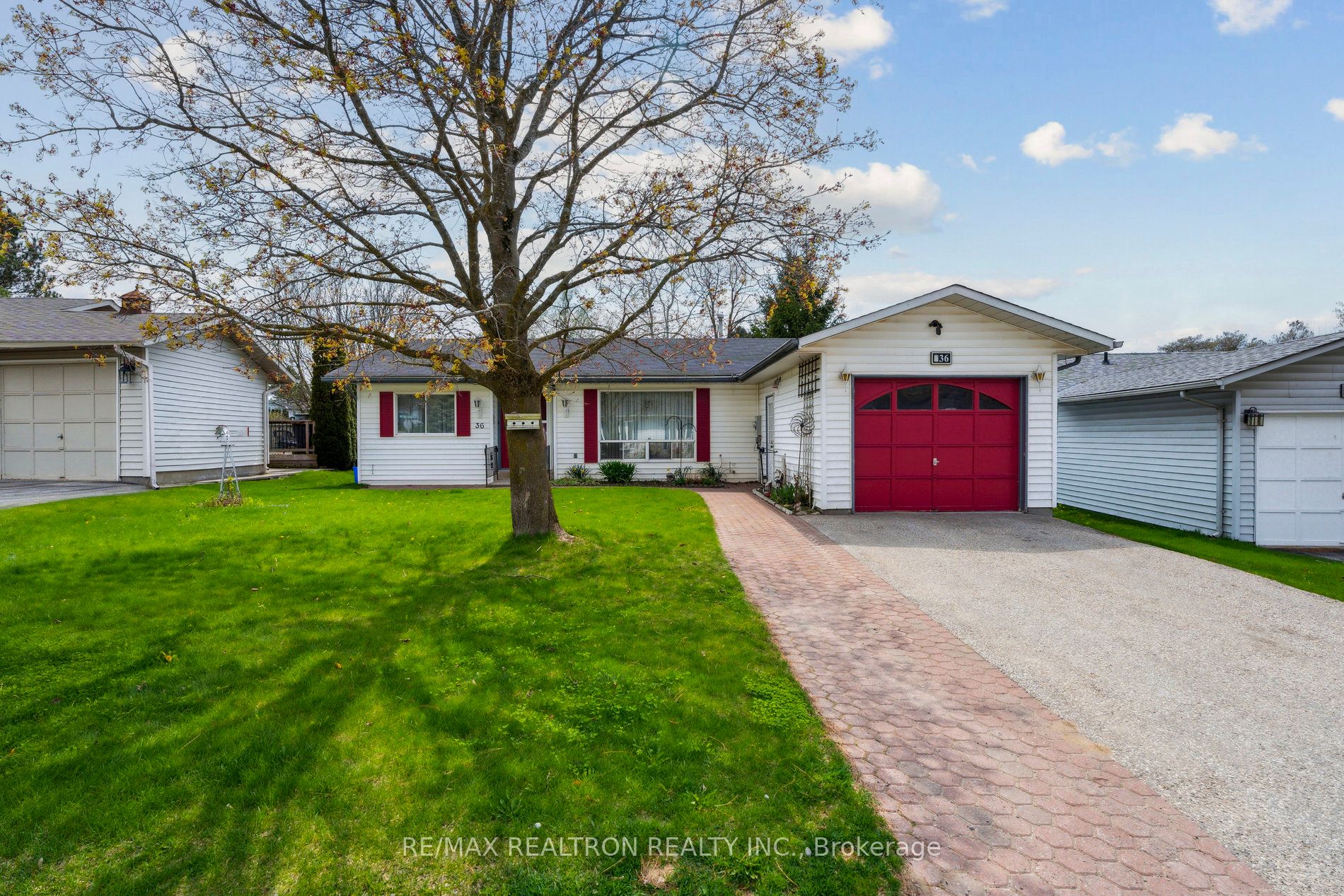 36 Tecumseth Pines Drive Property Photo 1