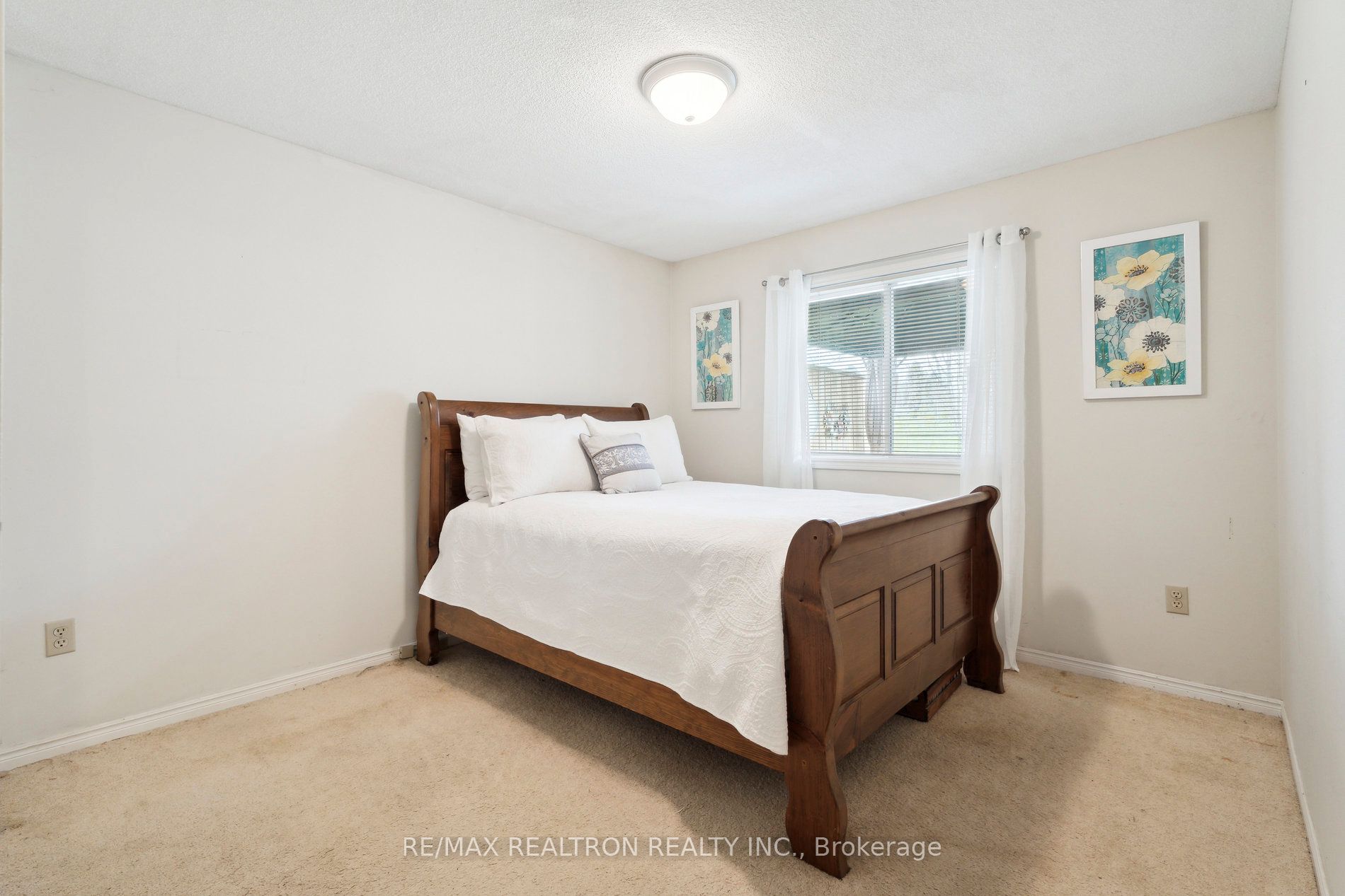 36 Tecumseth Pines Drive Property Photo 26