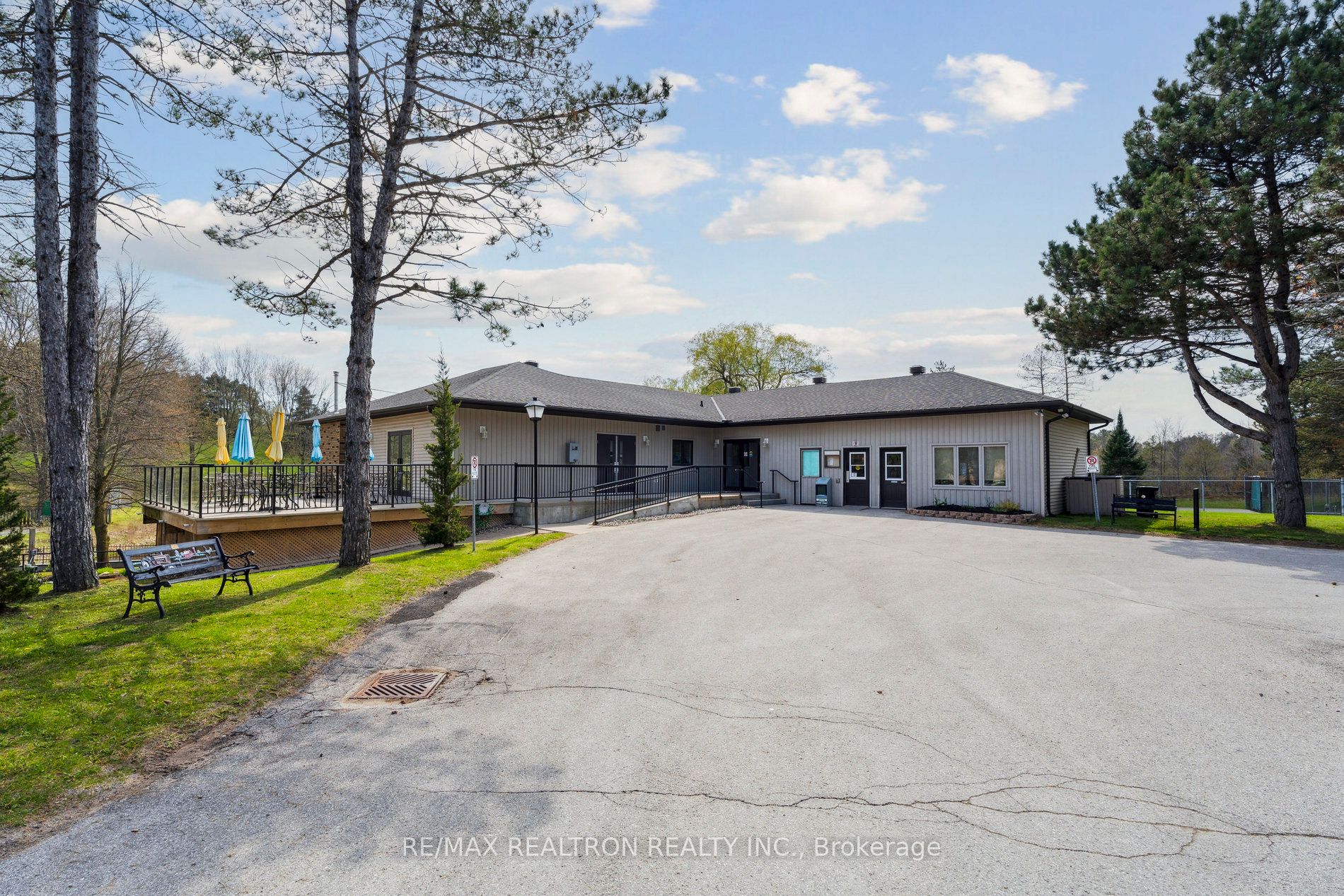 36 Tecumseth Pines Drive Property Photo 40