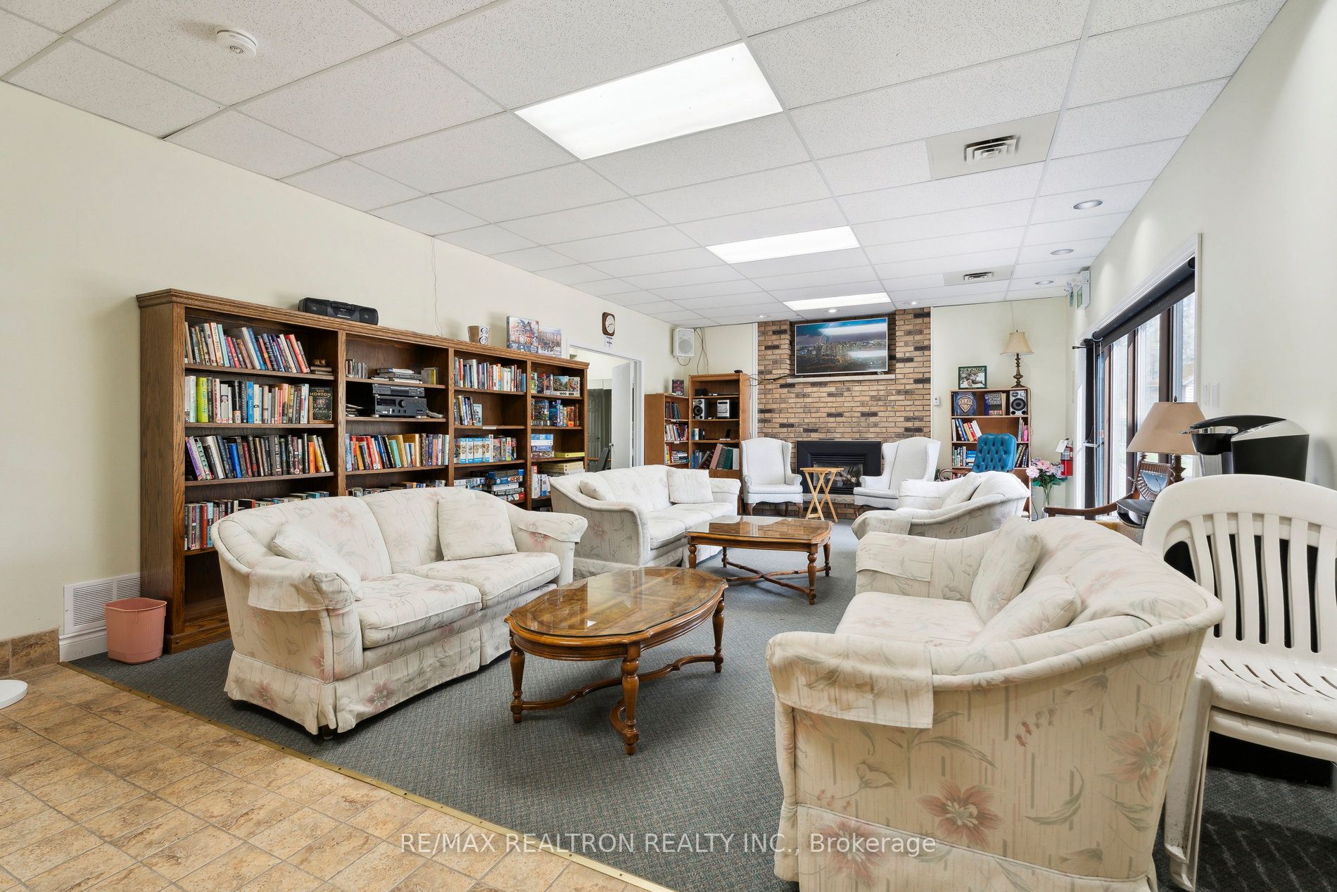 36 Tecumseth Pines Drive Property Photo 43