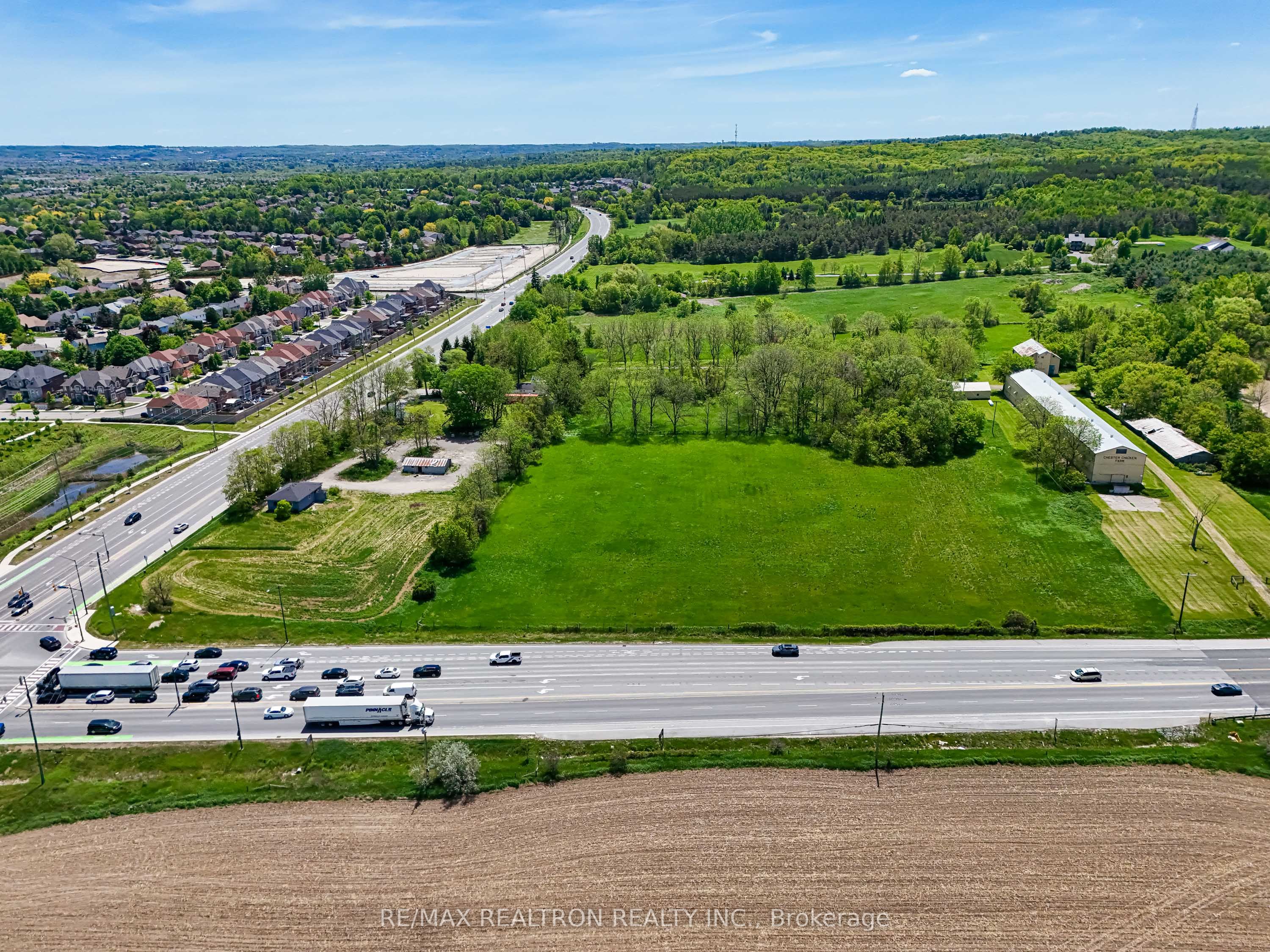 17440 Bathurst Street Property Photo 7