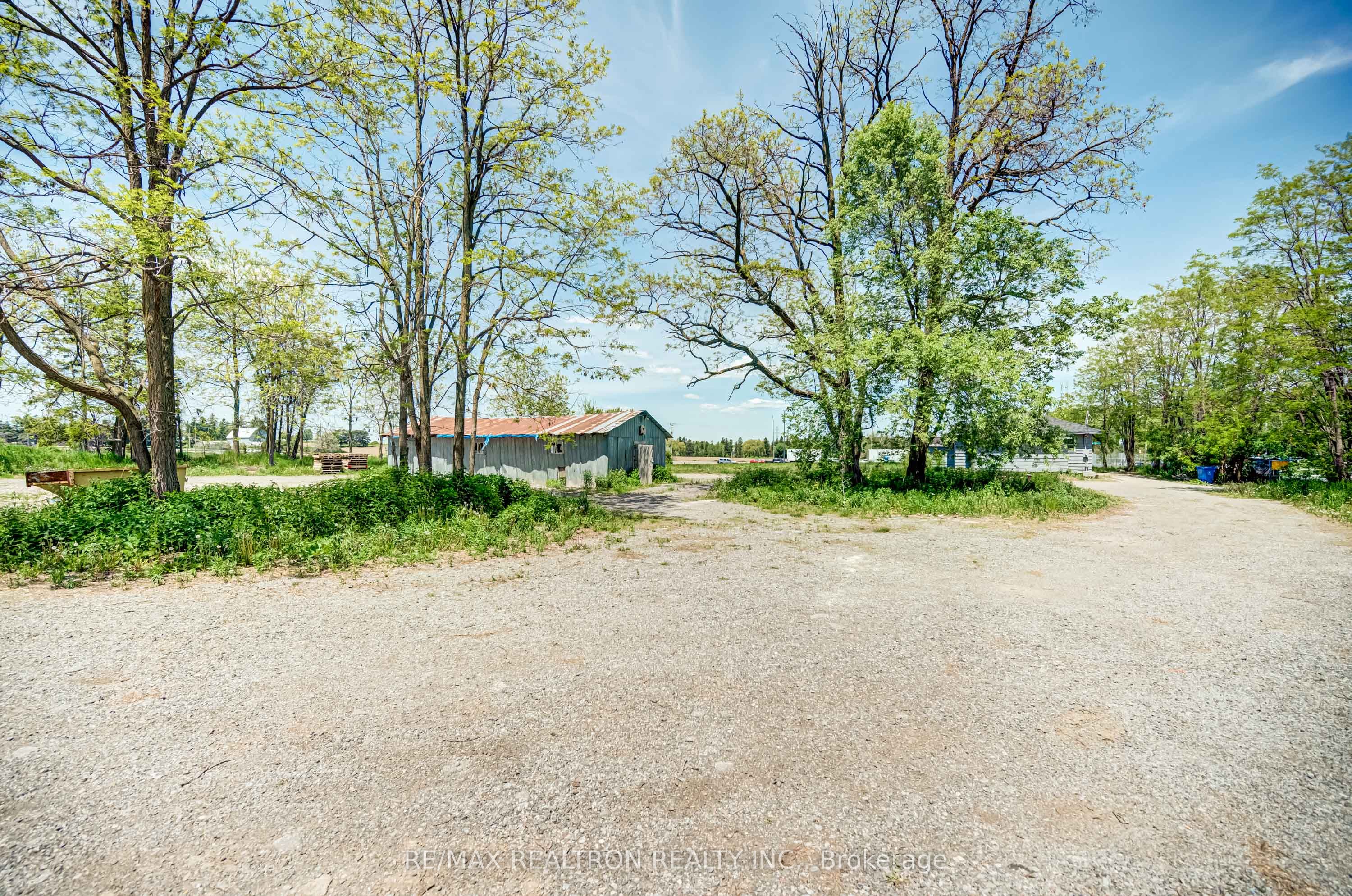 17440 Bathurst Street Property Photo 19