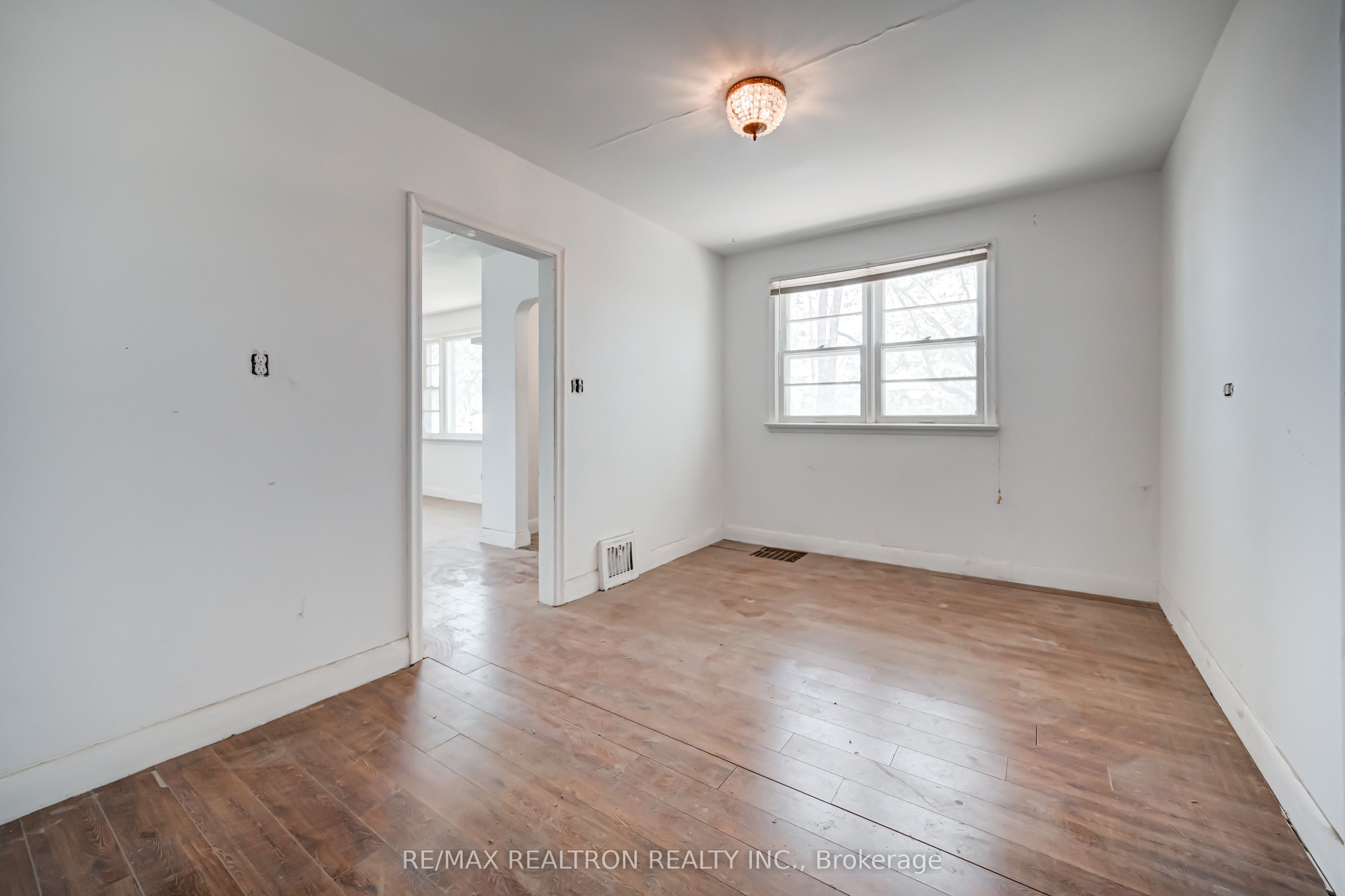 17440 Bathurst Street Property Photo 26