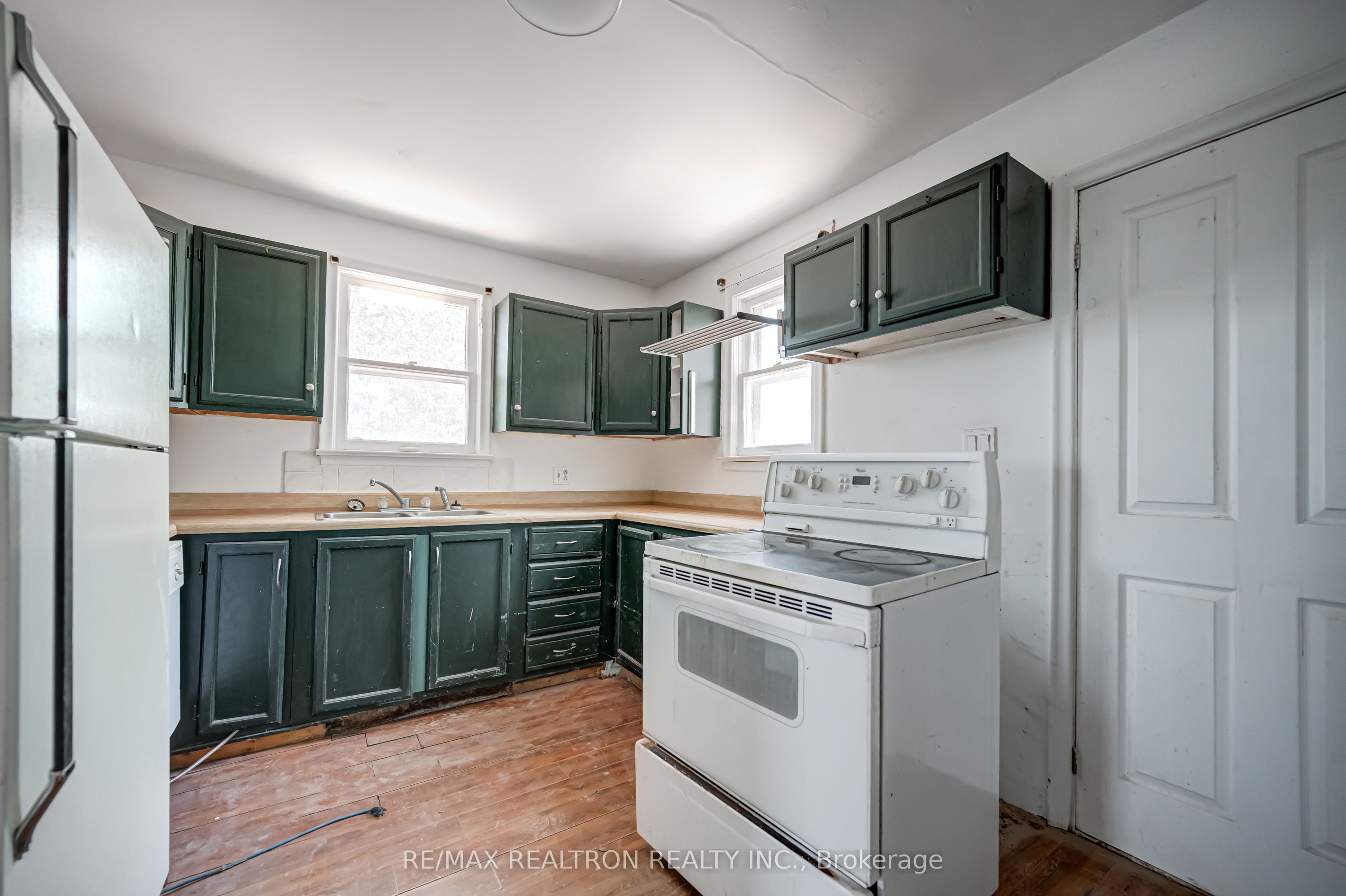 17440 Bathurst Street Property Photo 27