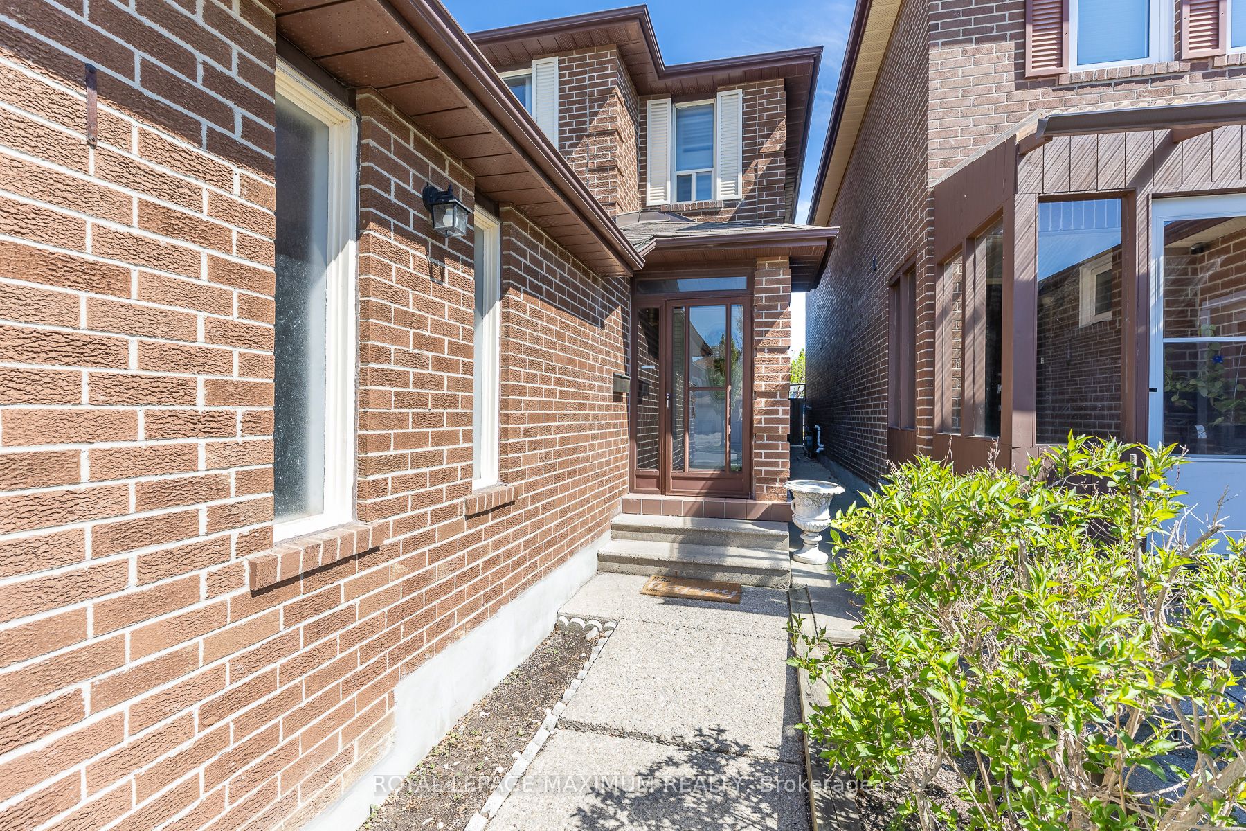 157 Misty Meadow Drive Property Photo 3