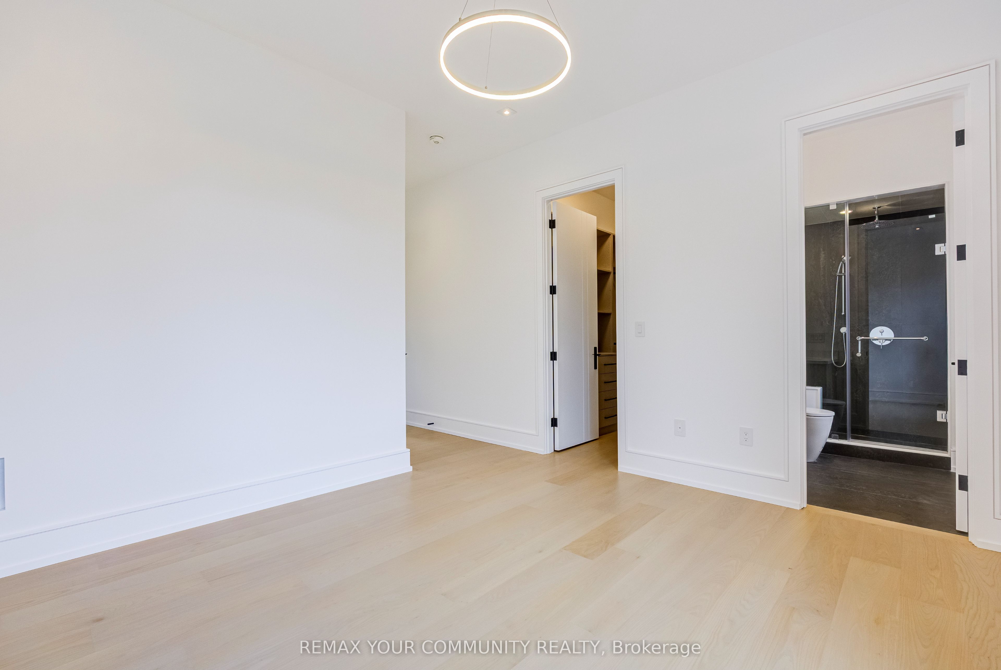 259 Ruggles Avenue Property Photo 32
