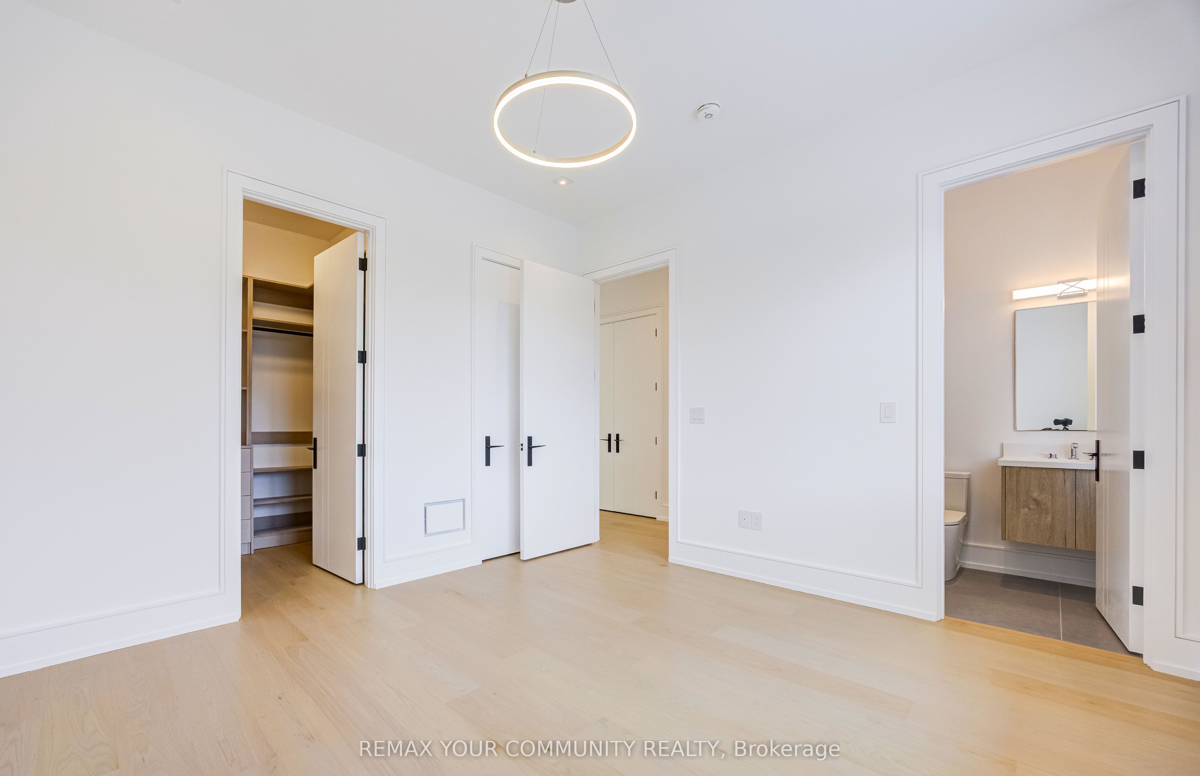 259 Ruggles Avenue Property Photo 33