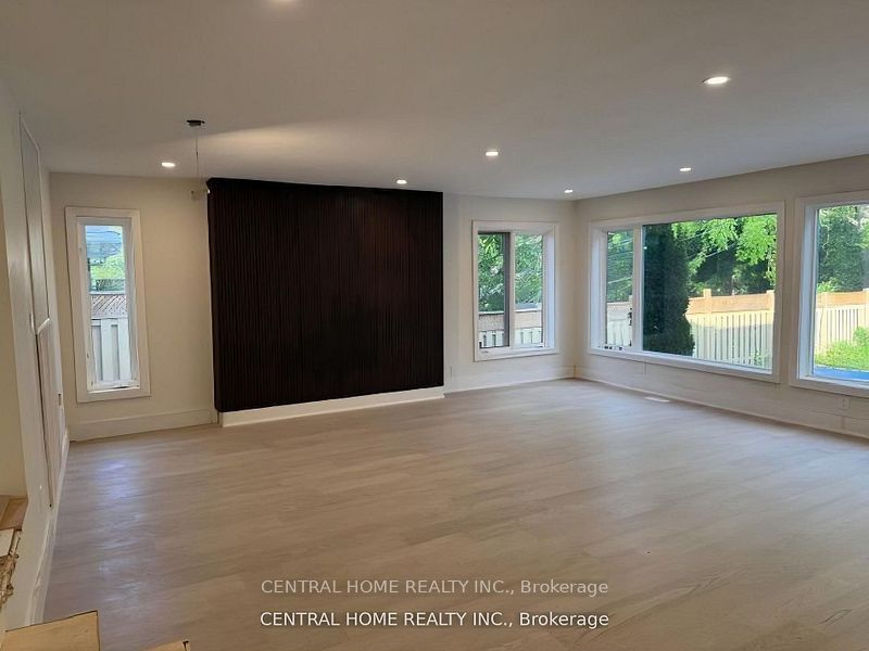 206 Parkview Crescent Property Photo 7