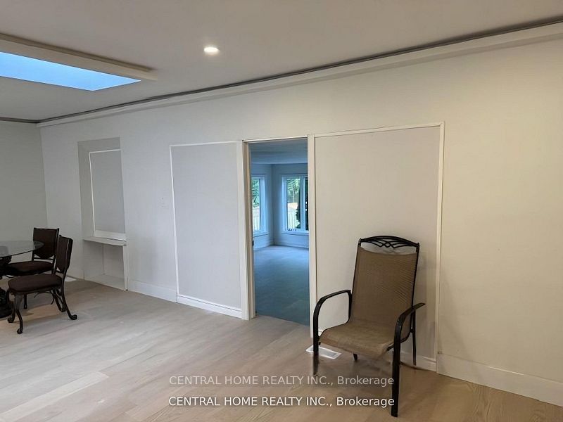 206 Parkview Crescent Property Photo 8