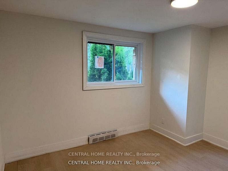 206 Parkview Crescent Property Photo 10