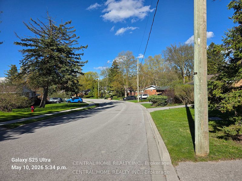 206 Parkview Crescent Property Photo 23