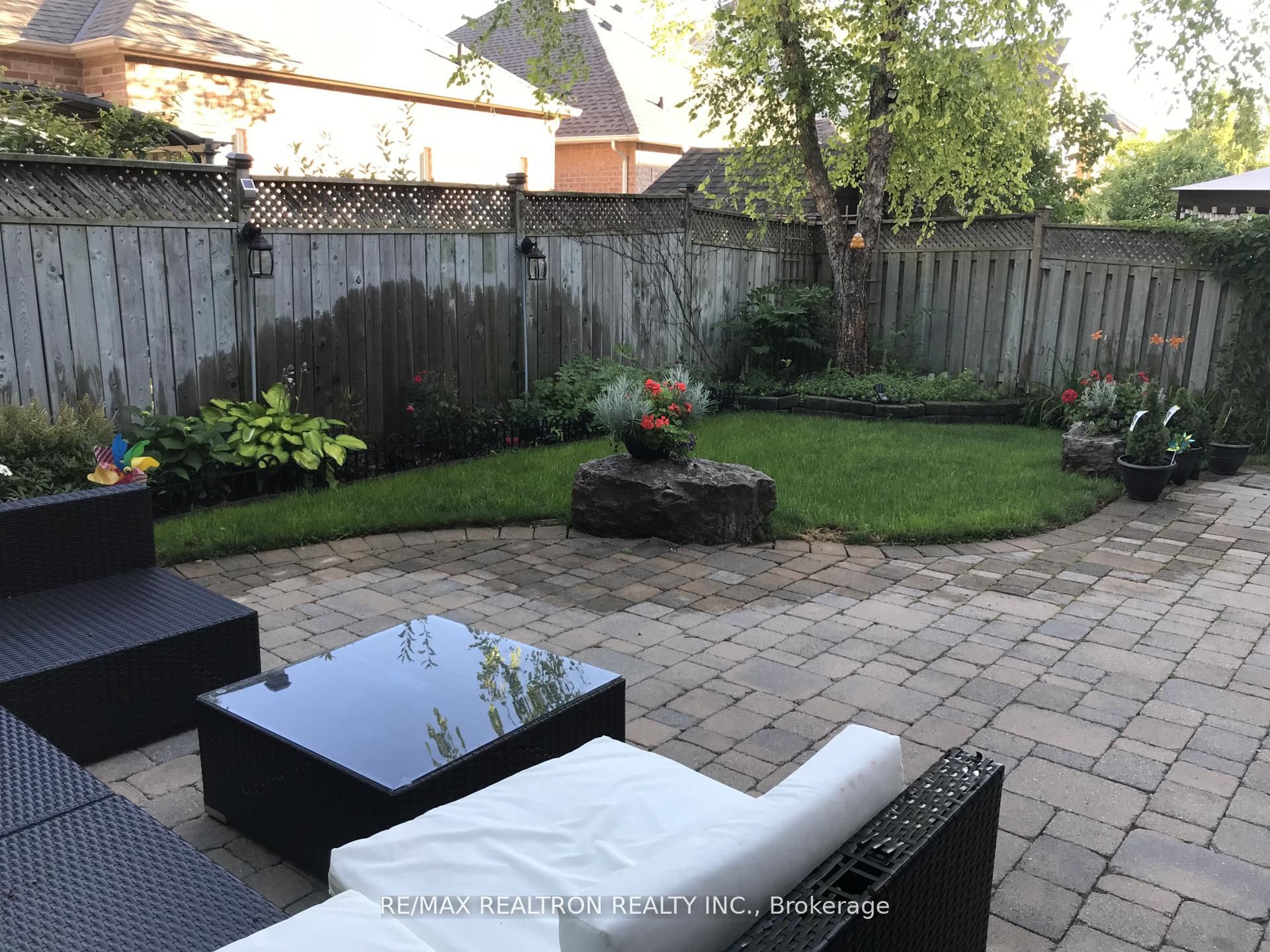 57 Skipton Trail Property Photo 28