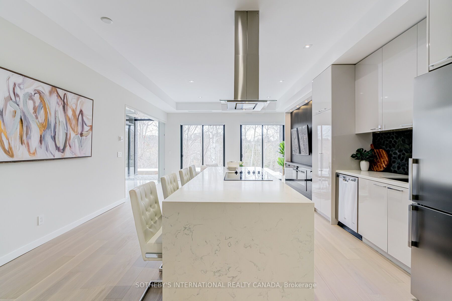 4599 Langstaff Road Property Photo 33