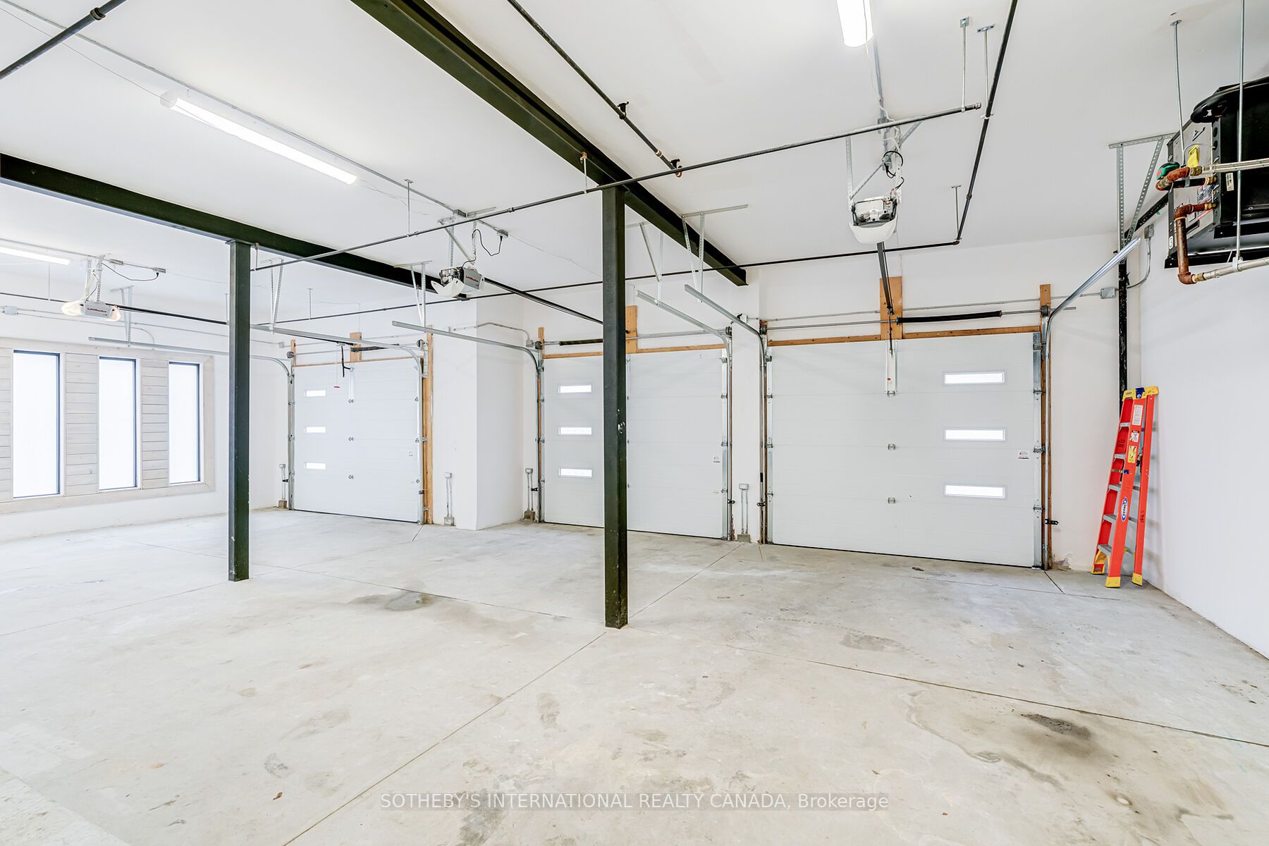 4599 Langstaff Road Property Photo 40