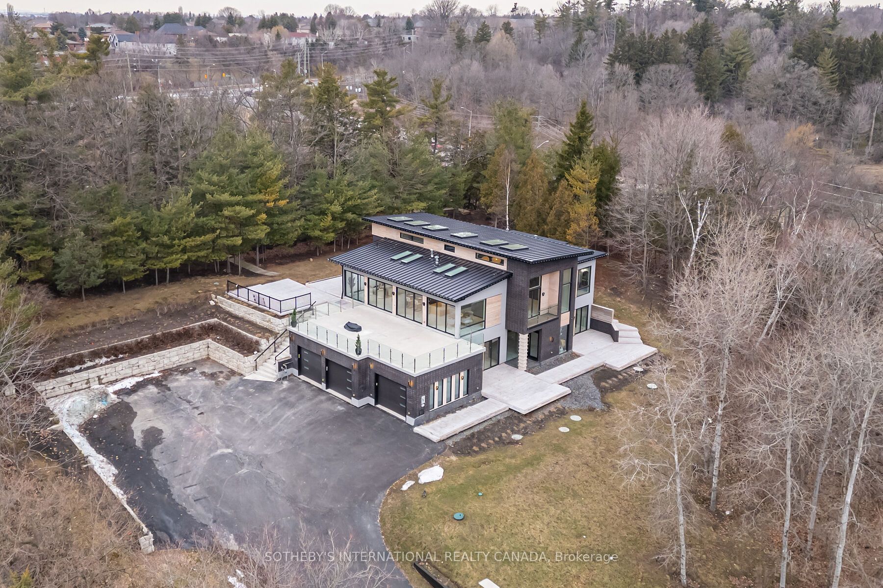 4599 Langstaff Road Property Photo 45