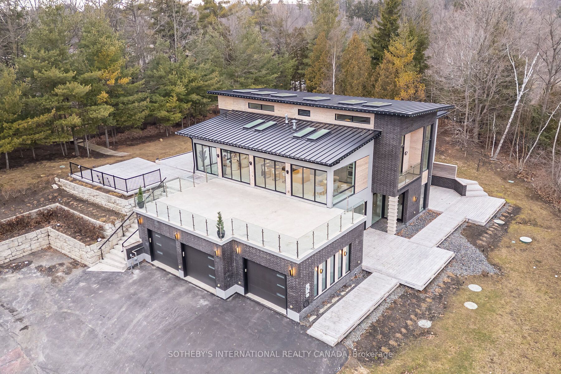 4599 Langstaff Road Property Photo 46