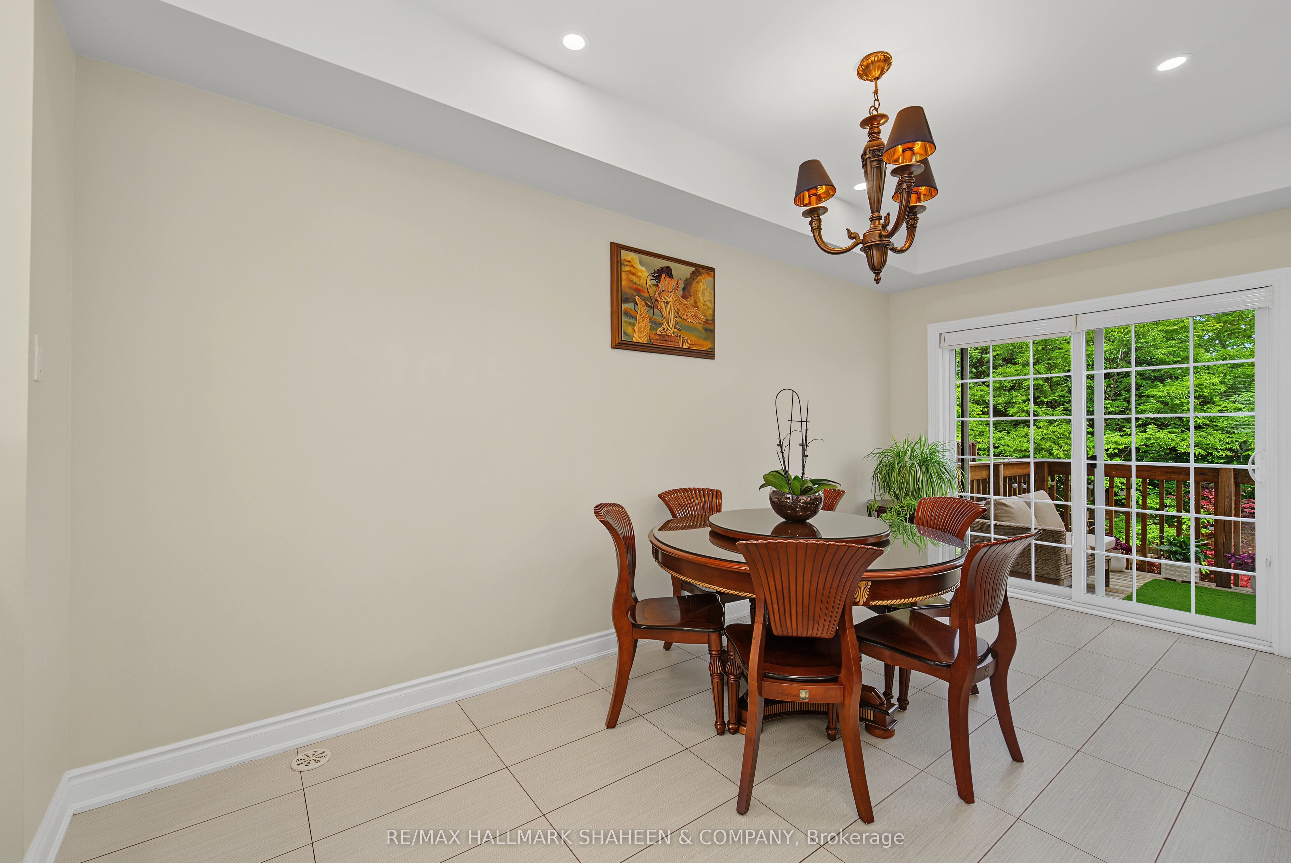 211 Appleton Court Property Photo 15