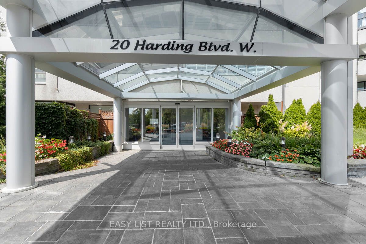 20 Harding Boulevard W 810 Property Photo 1