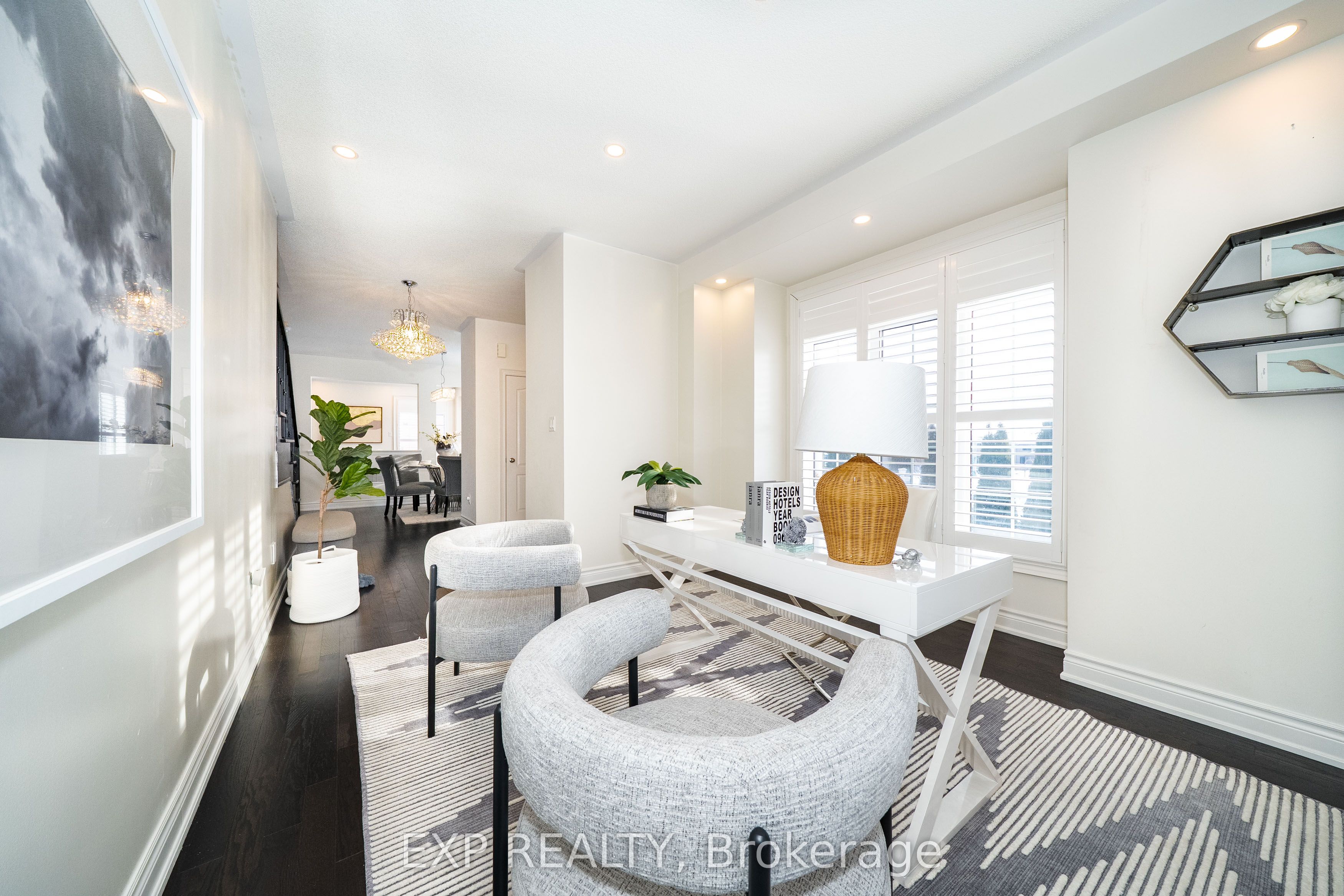 2 Tesla Crescent Property Photo 7