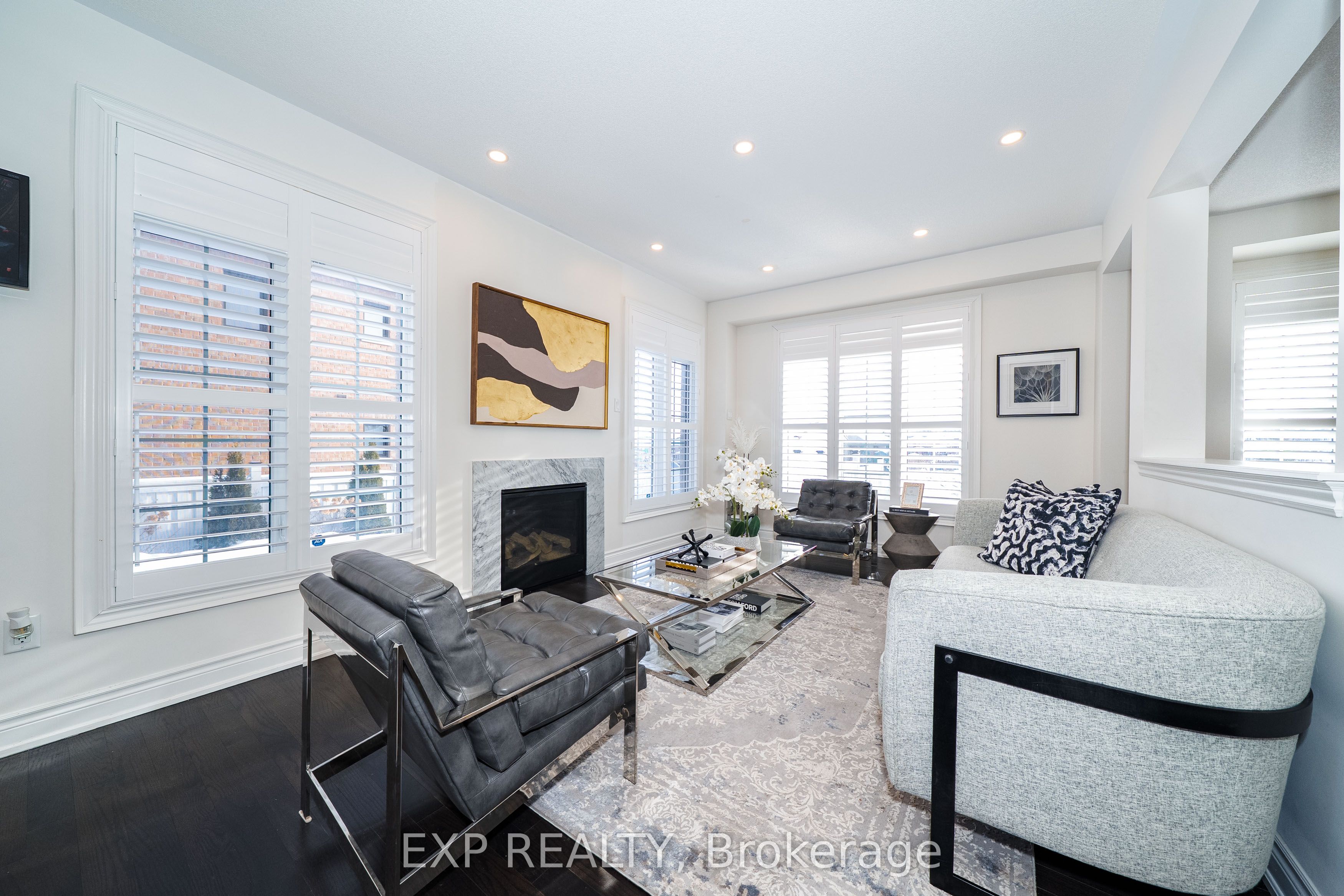 2 Tesla Crescent Property Photo 13