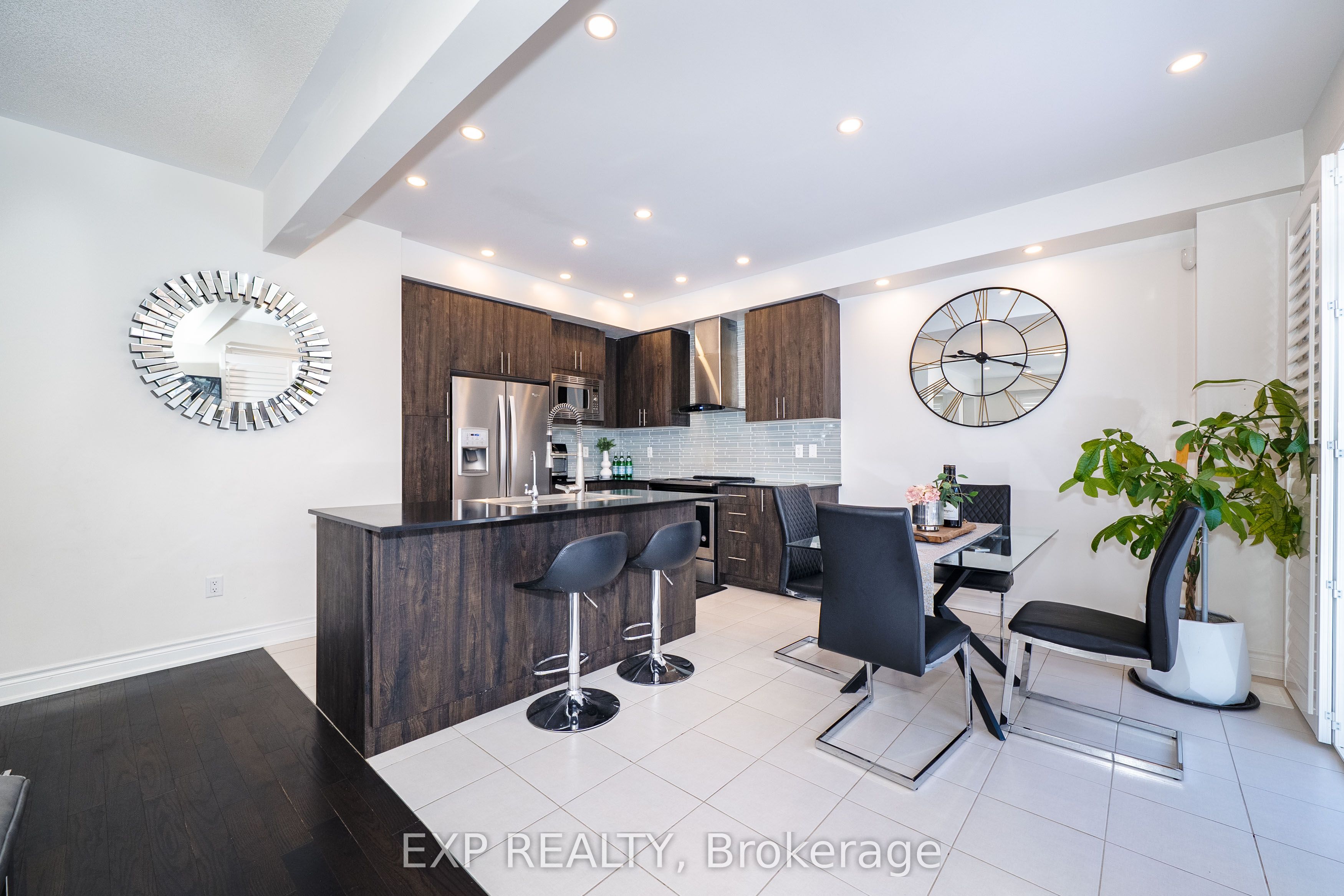 2 Tesla Crescent Property Photo 14