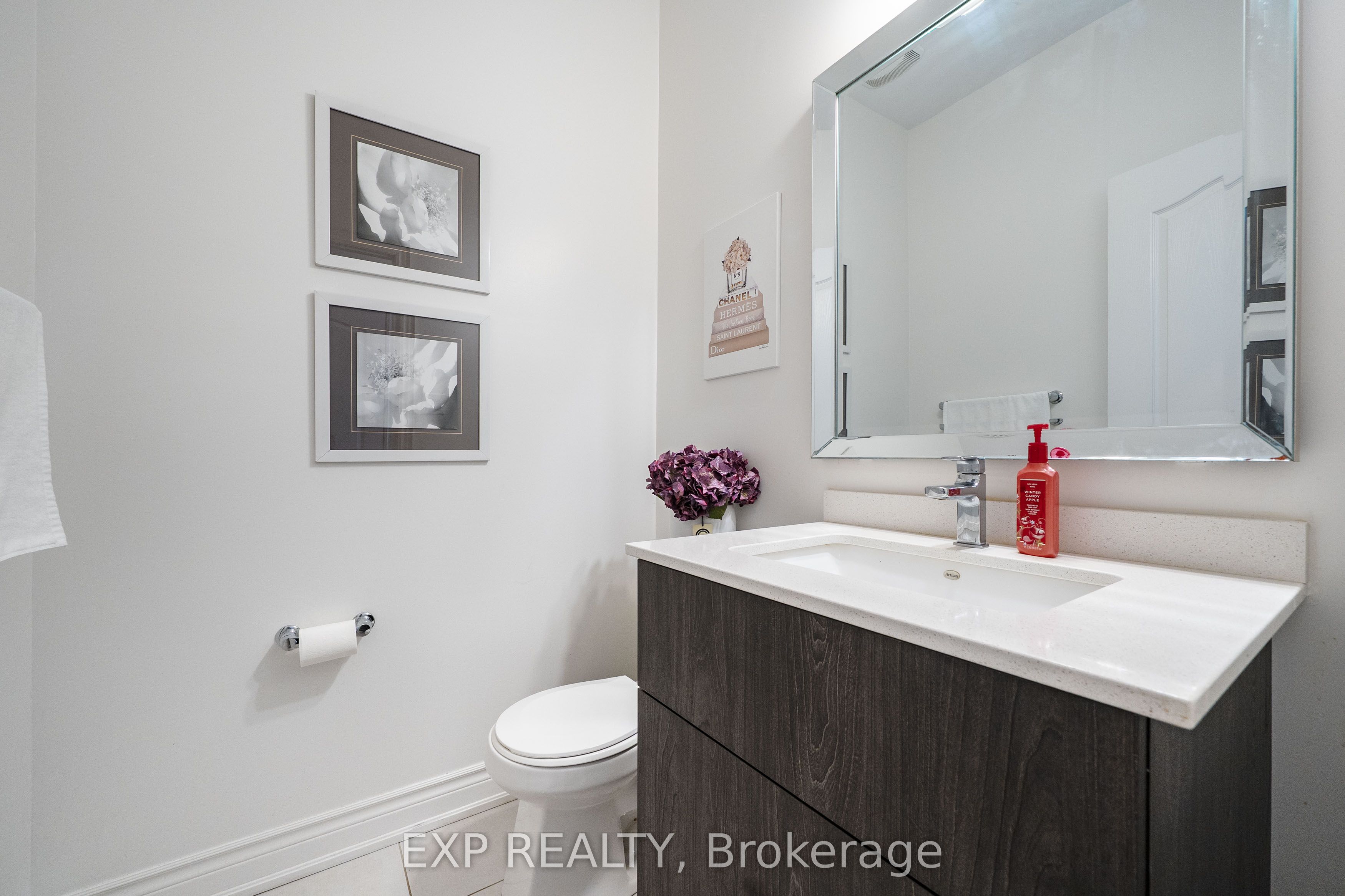 2 Tesla Crescent Property Photo 21